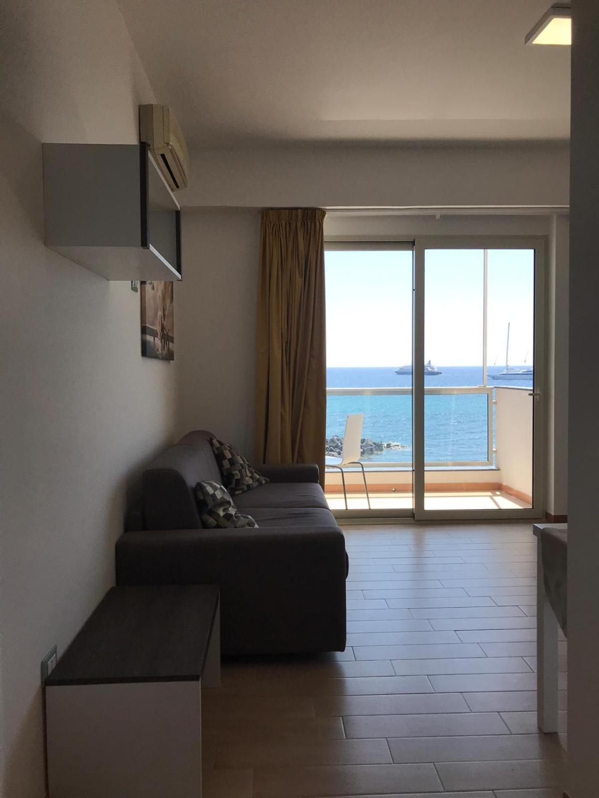 Apartment with Sea View photo 3