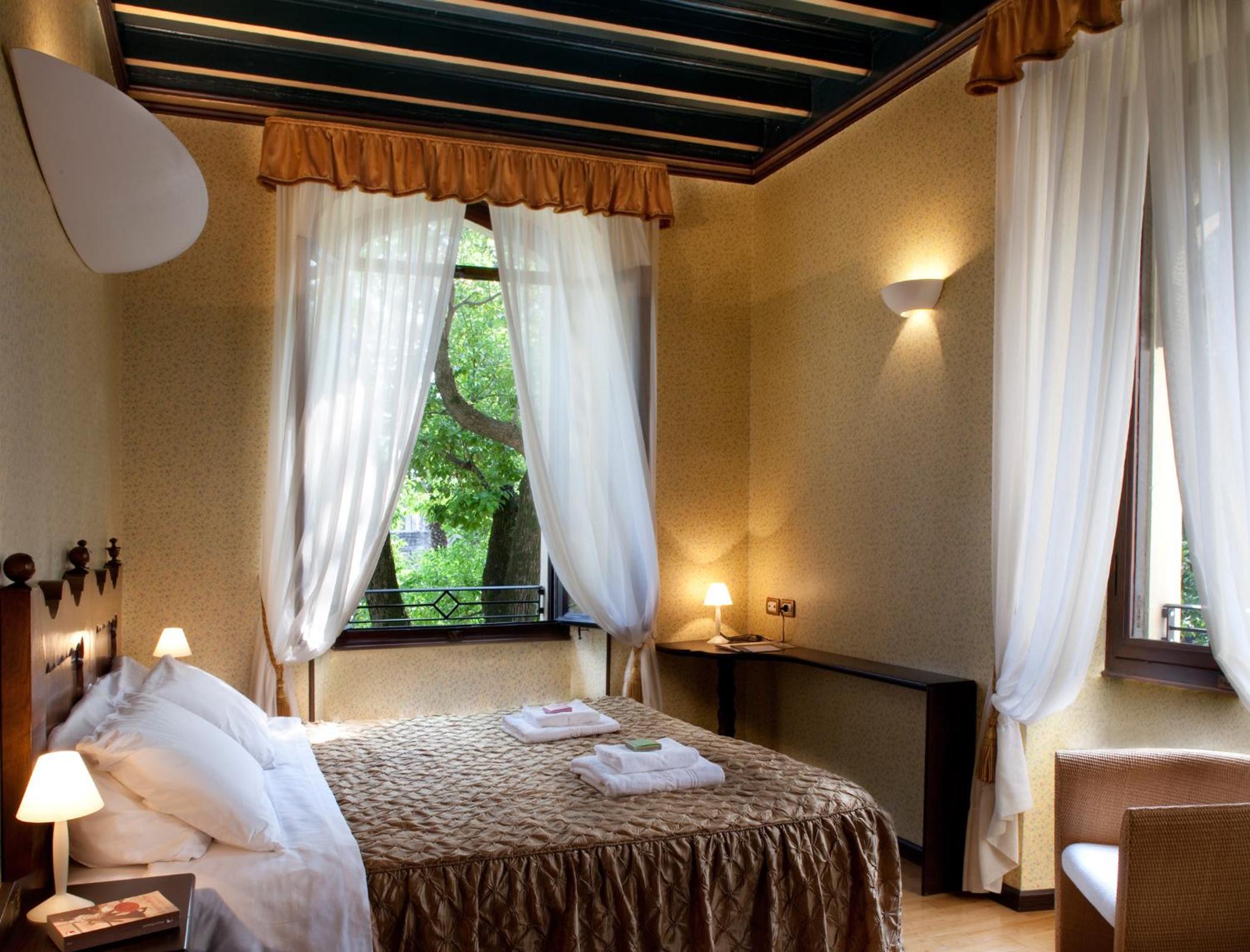 Superior Double or Twin Room with Garden View