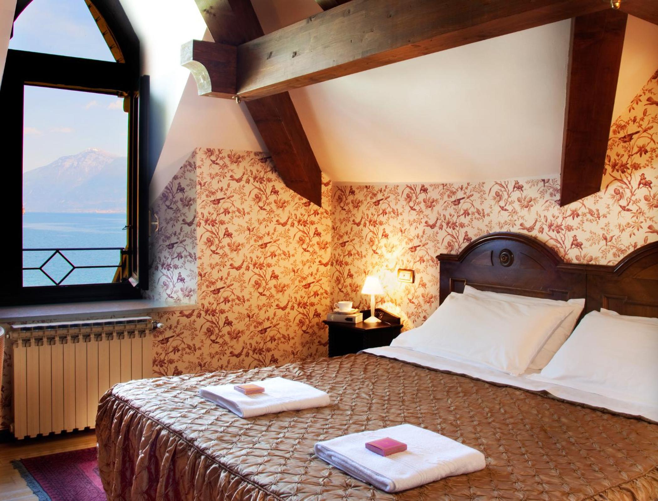 Superior Double or Twin Room with Garden View photo 2