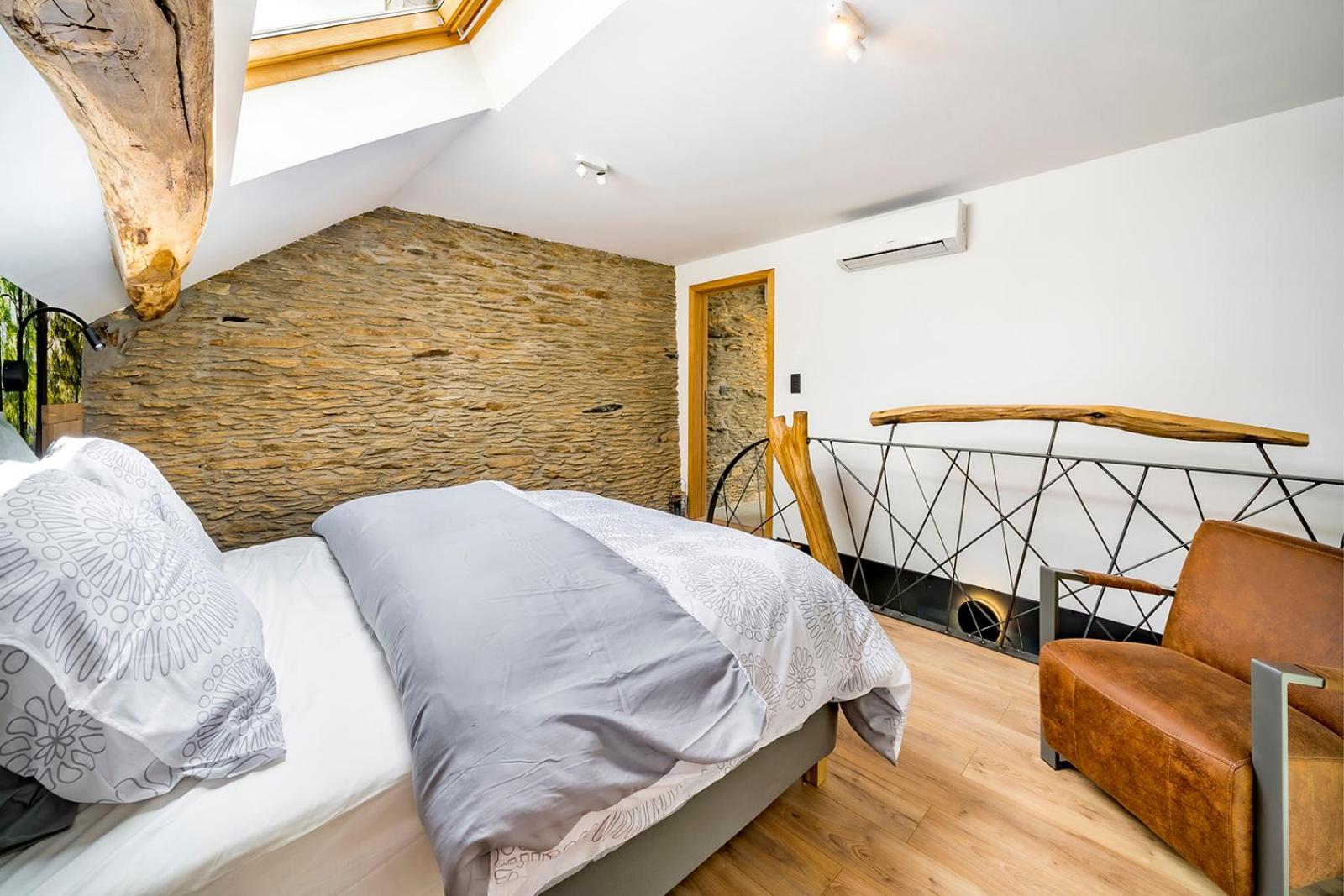 One-Bedroom Apartment - Photo 10