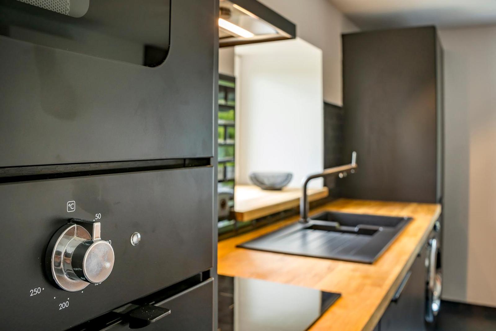 One-Bedroom Apartment - Photo 20