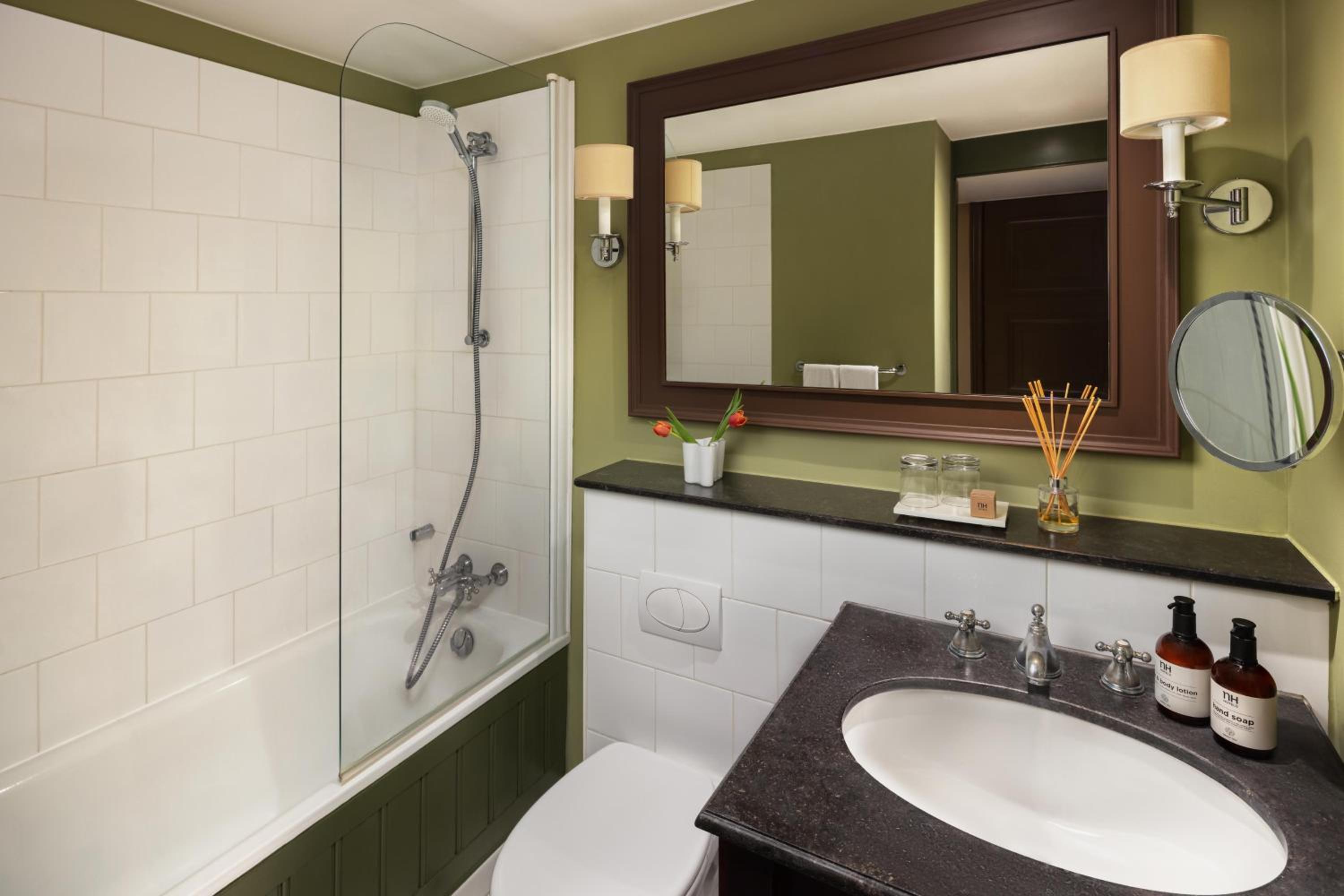 Superior Room with Two Beds