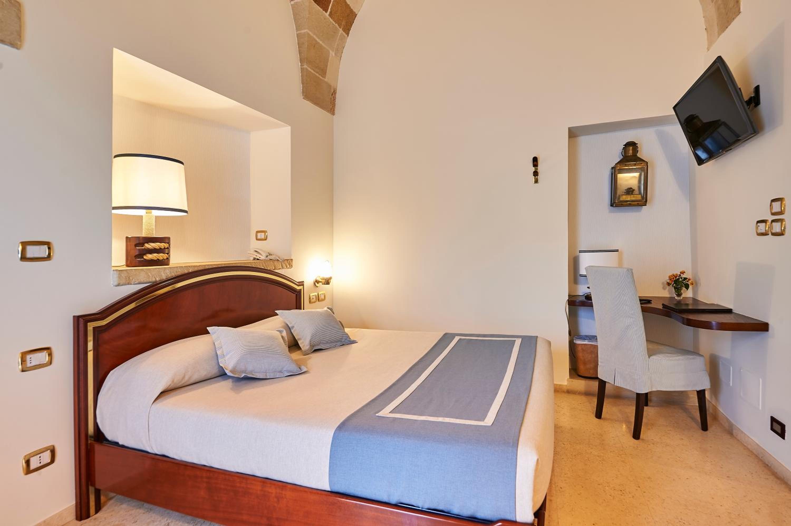 Classic Double Room - Photo 3