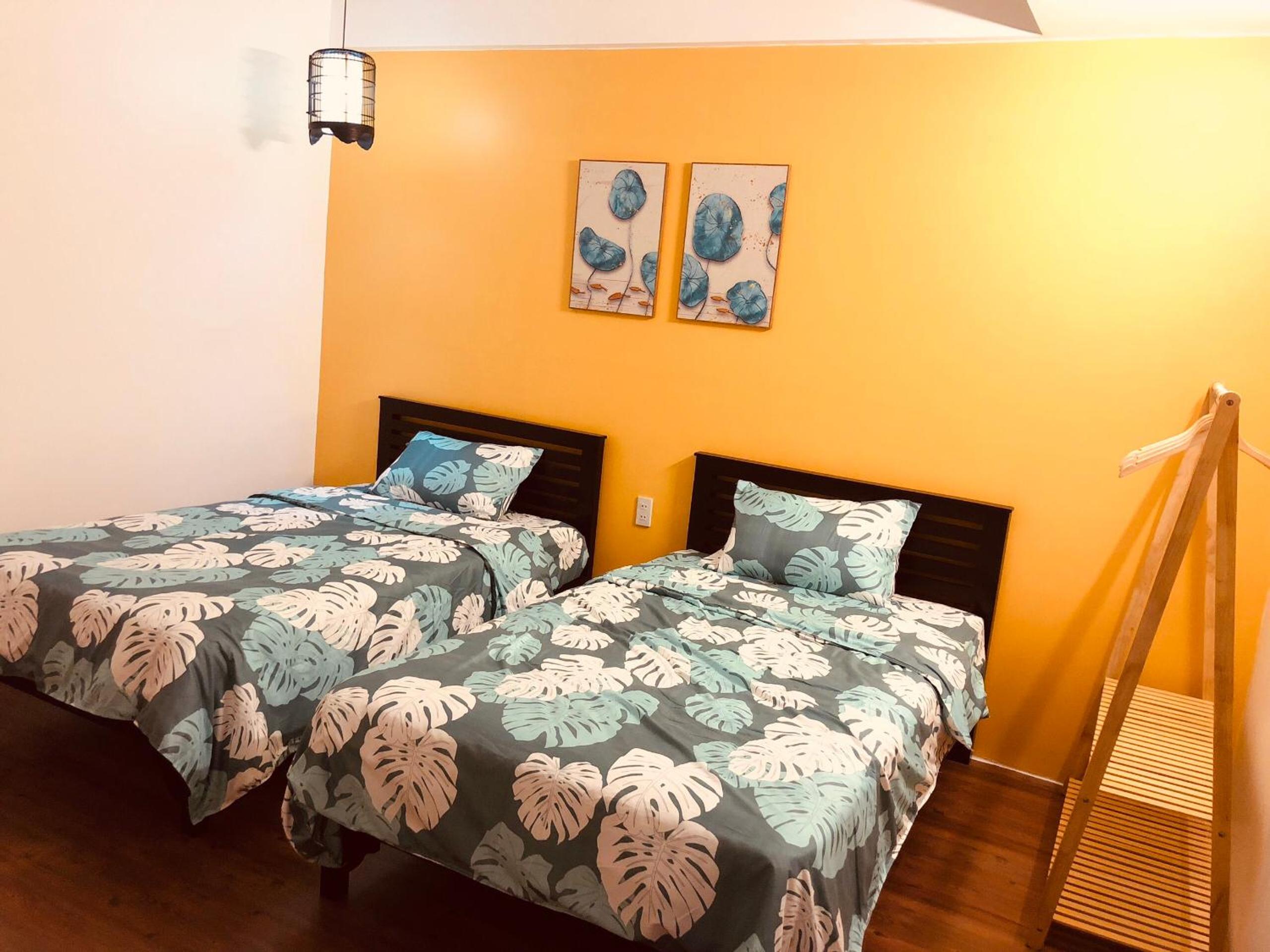 Twin Room with Private Bathroom photo 2