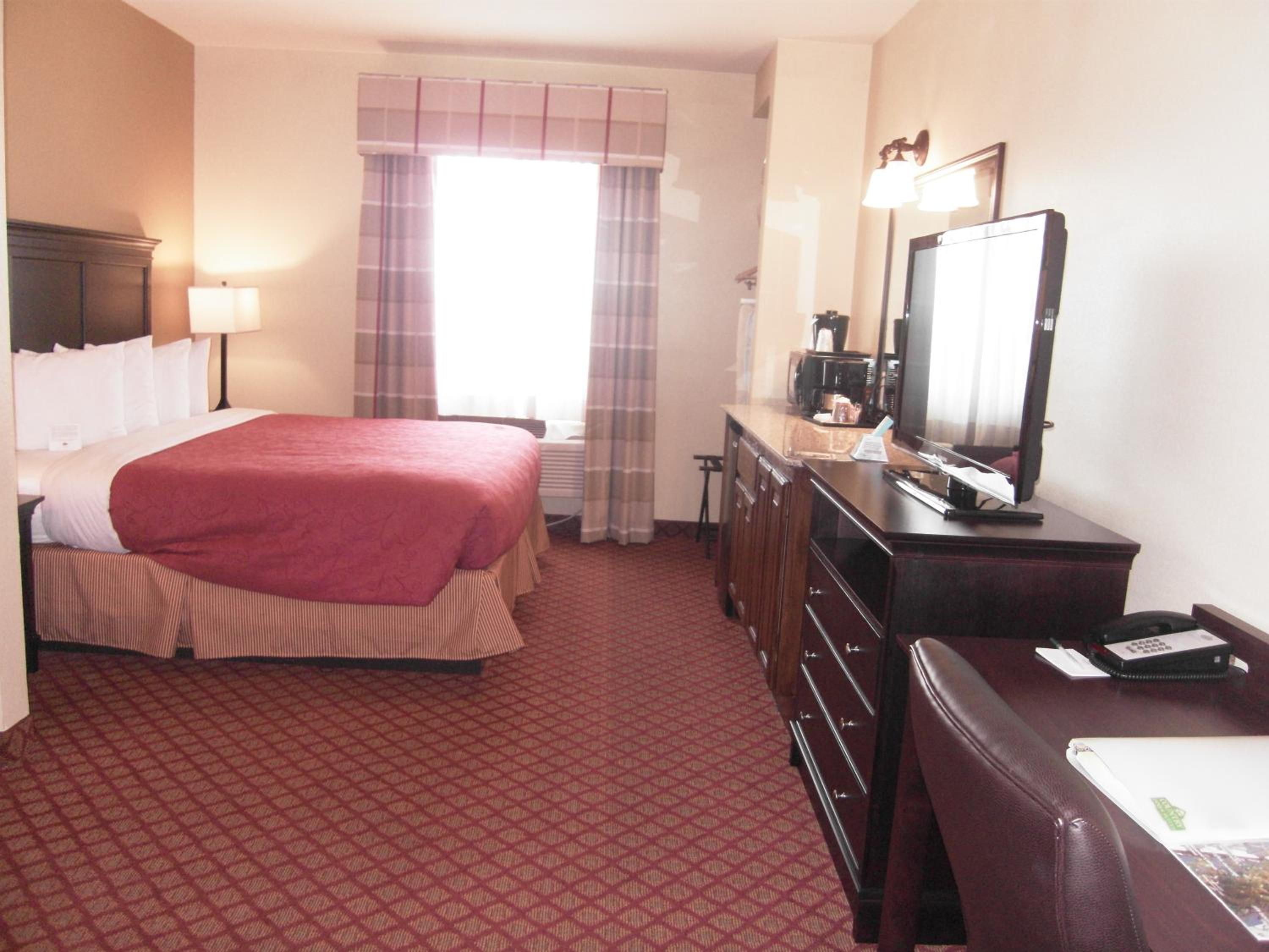 King Studio Suite - Photo 5