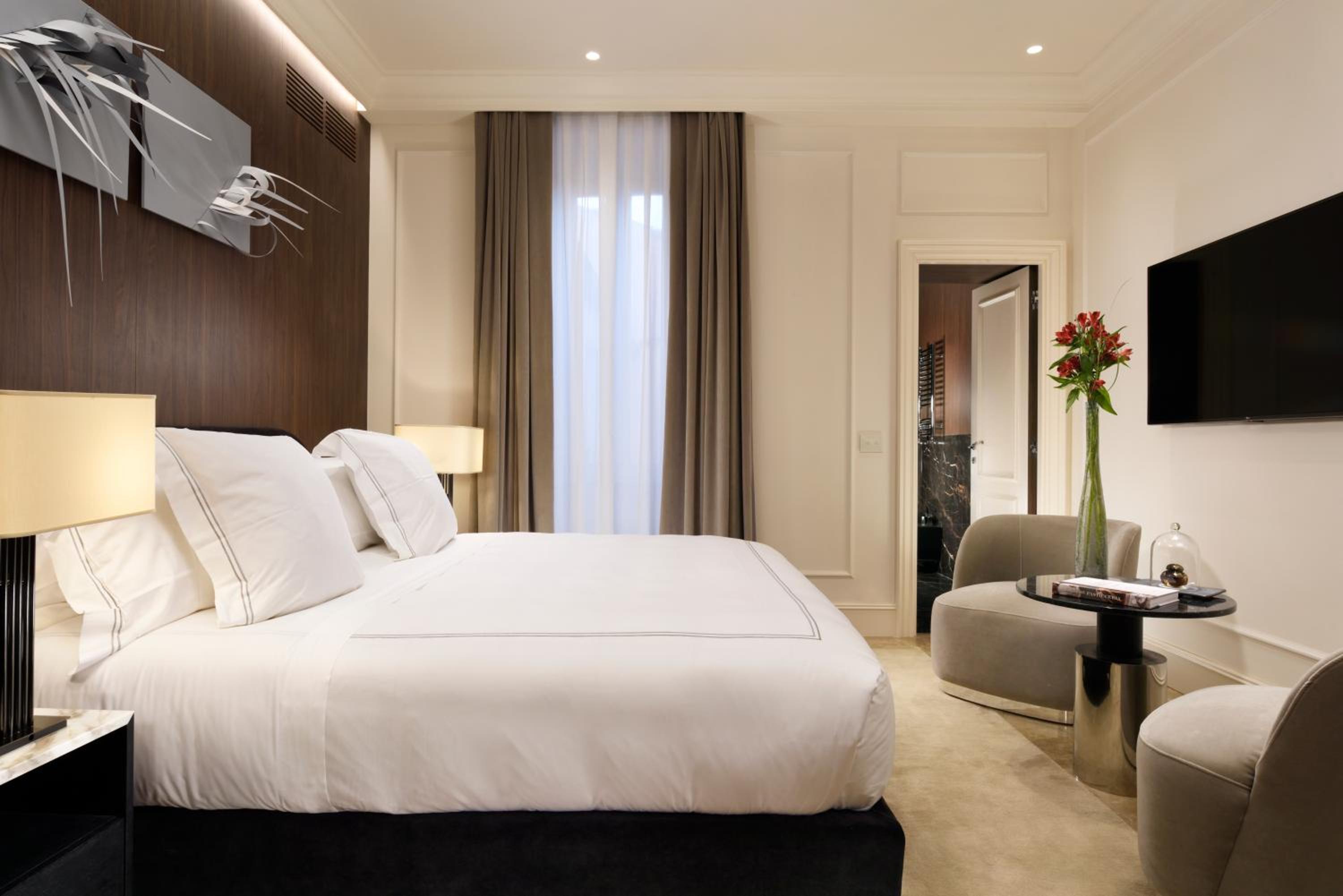 Prestige Double Room with One Double Bed and 2 Adults Occupancy (Non Smoking)