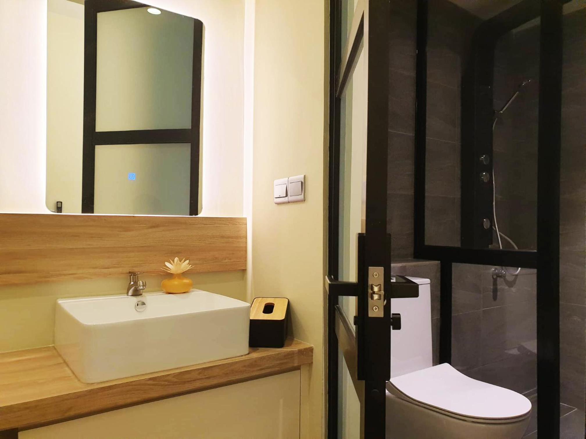 Deluxe Double Room - Photo 7