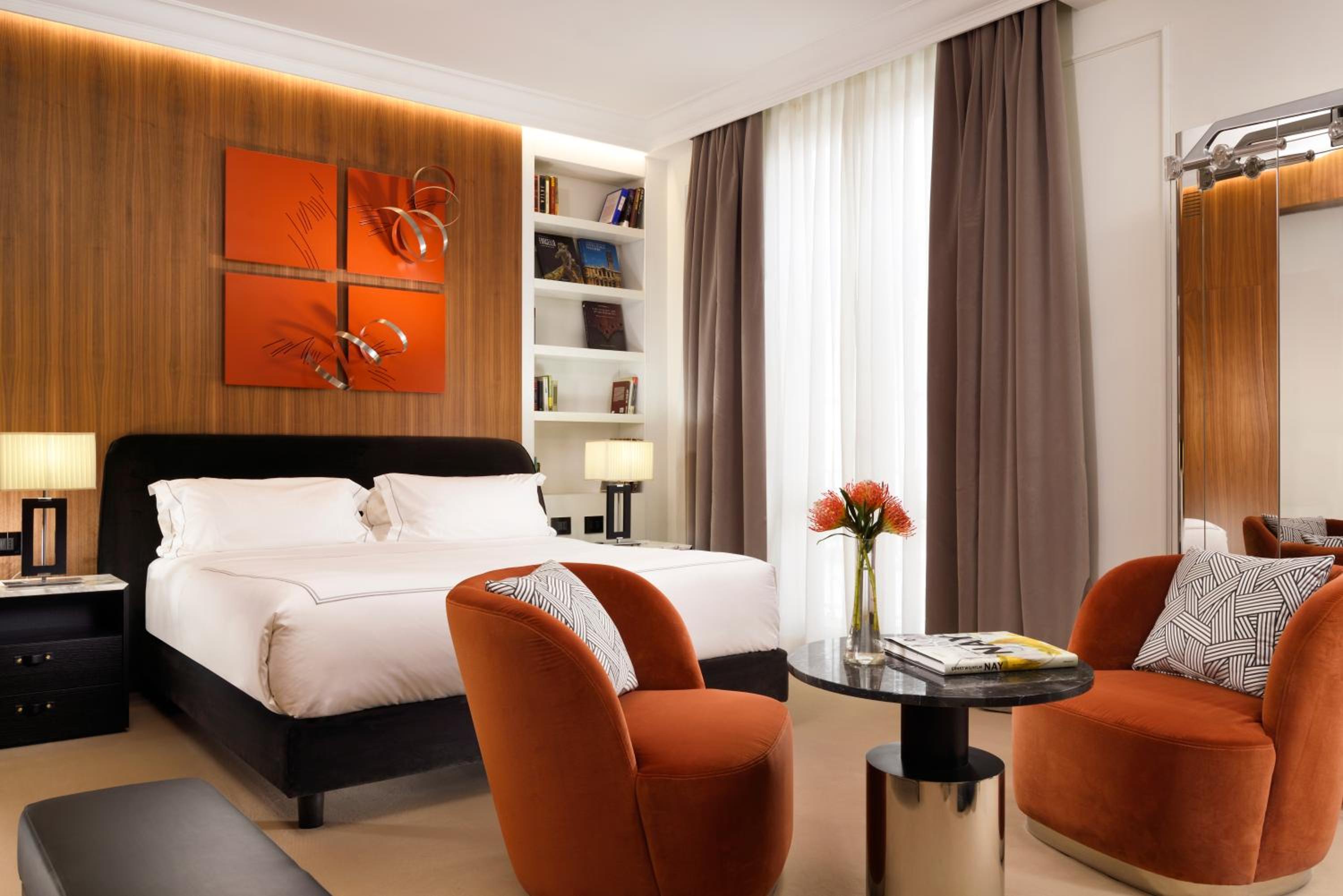 Suite with View thumbnail 5
