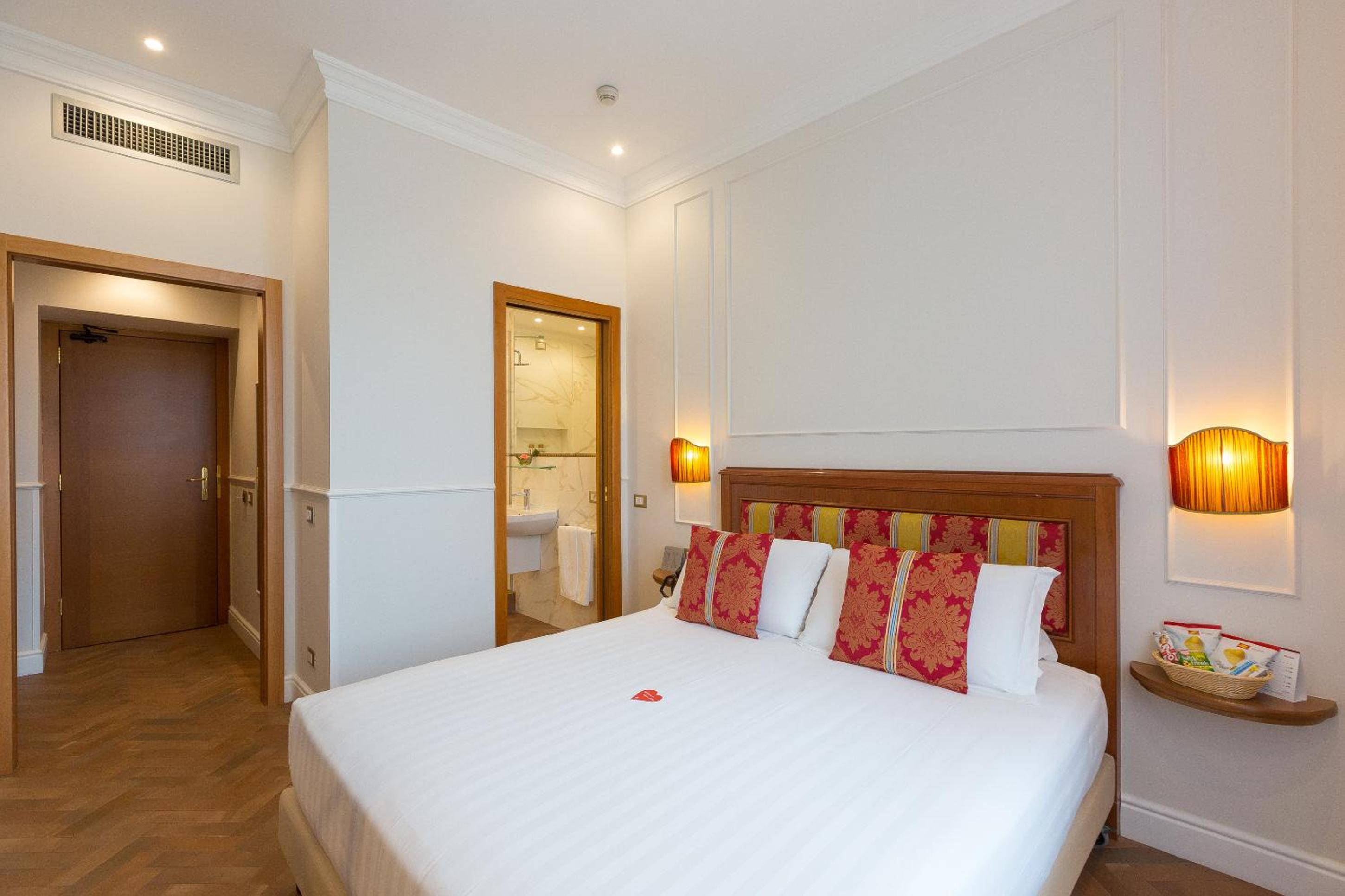 Classic Double or Twin Room