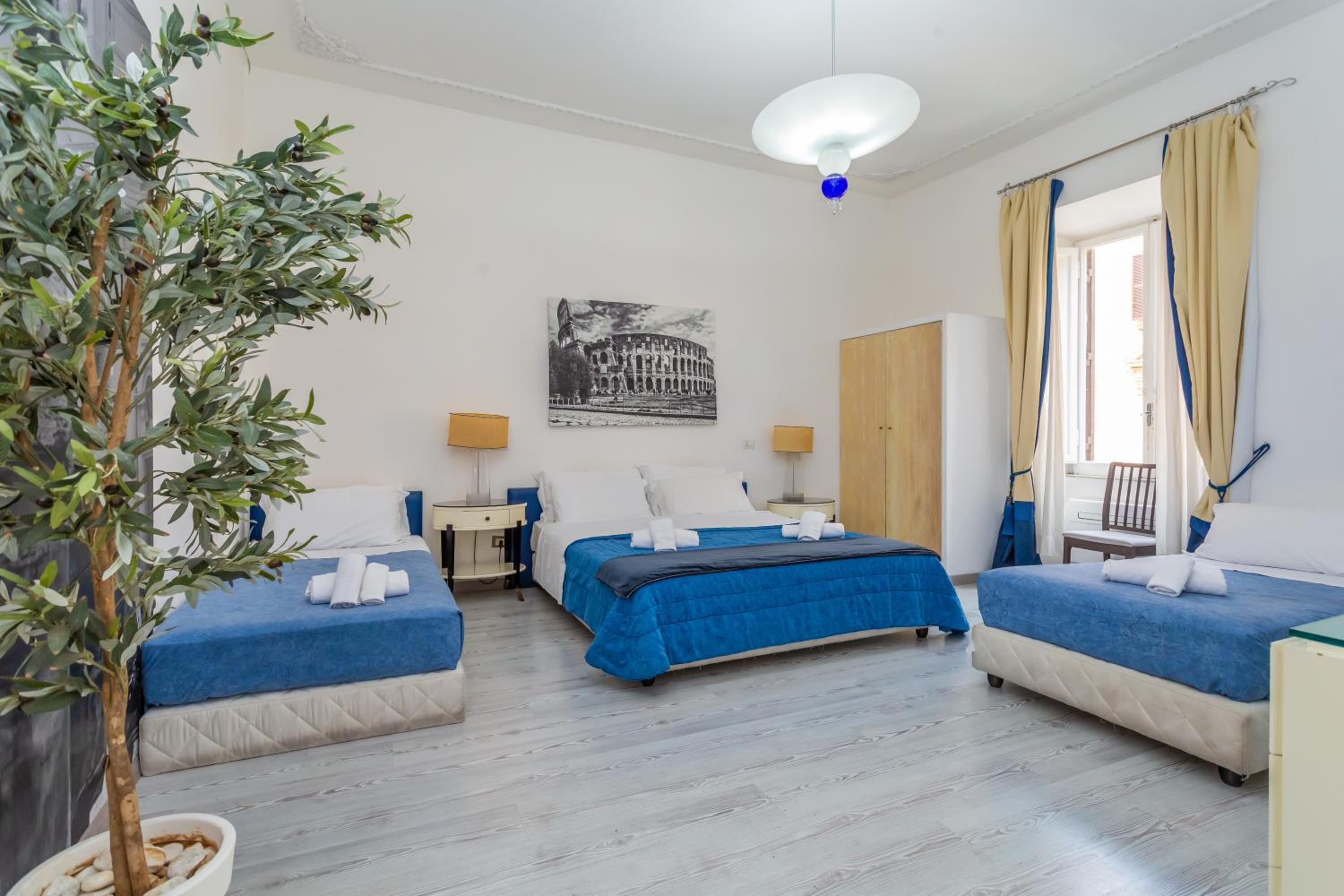 Luxury Quintuple Room - Via Catone 21 photo 1