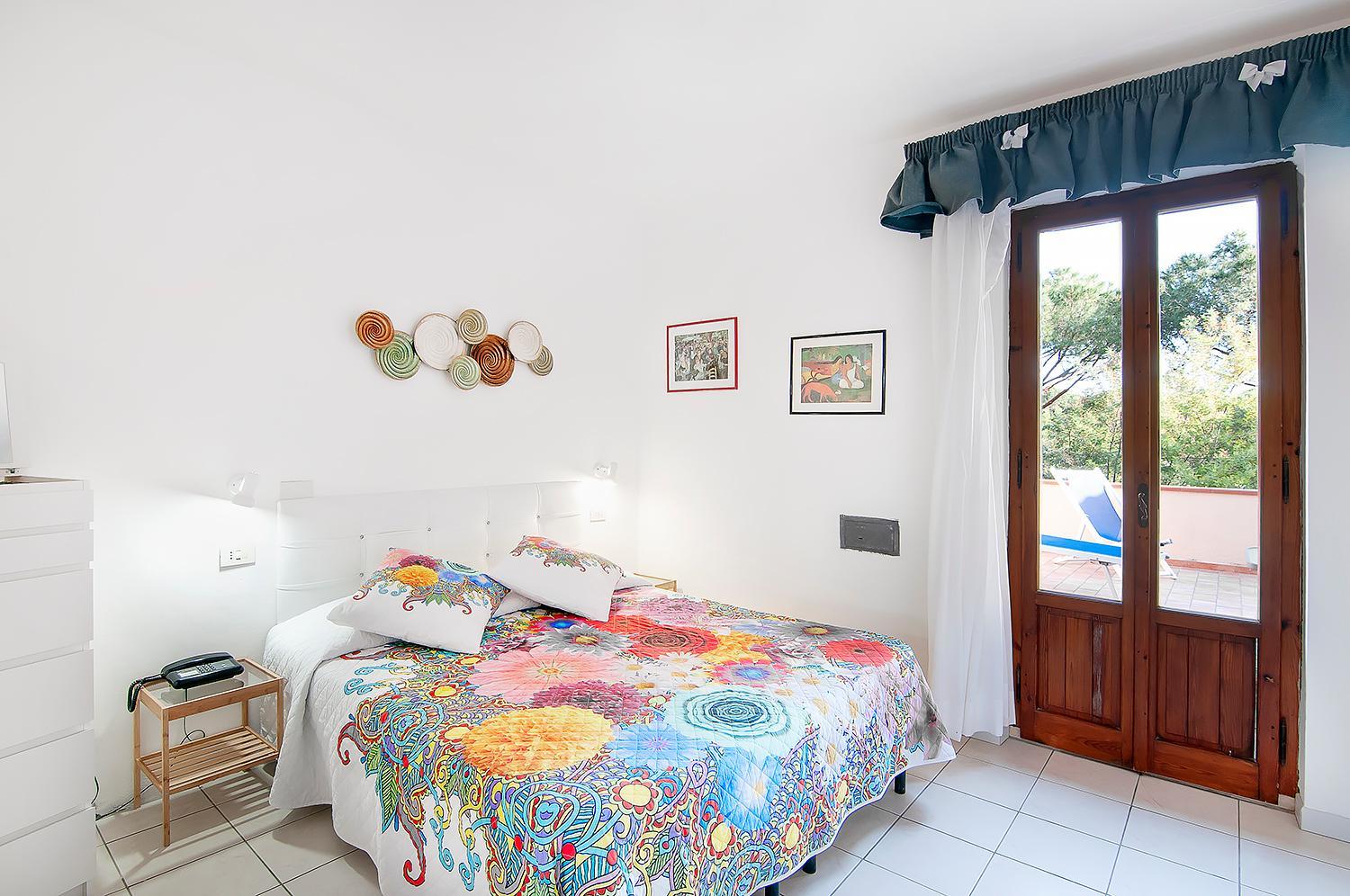 Superior Triple Room photo 2