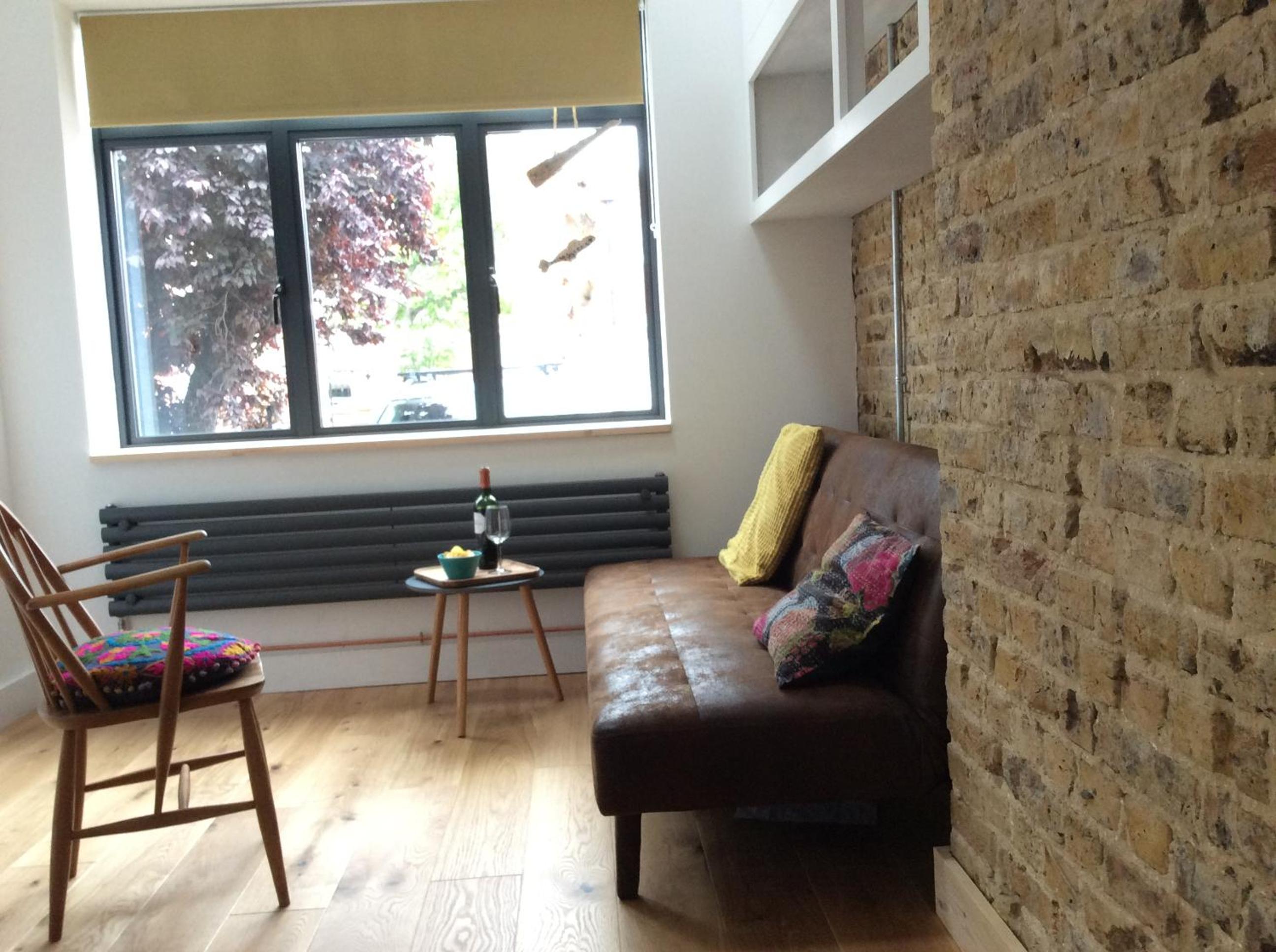 One-Bedroom House photo 1