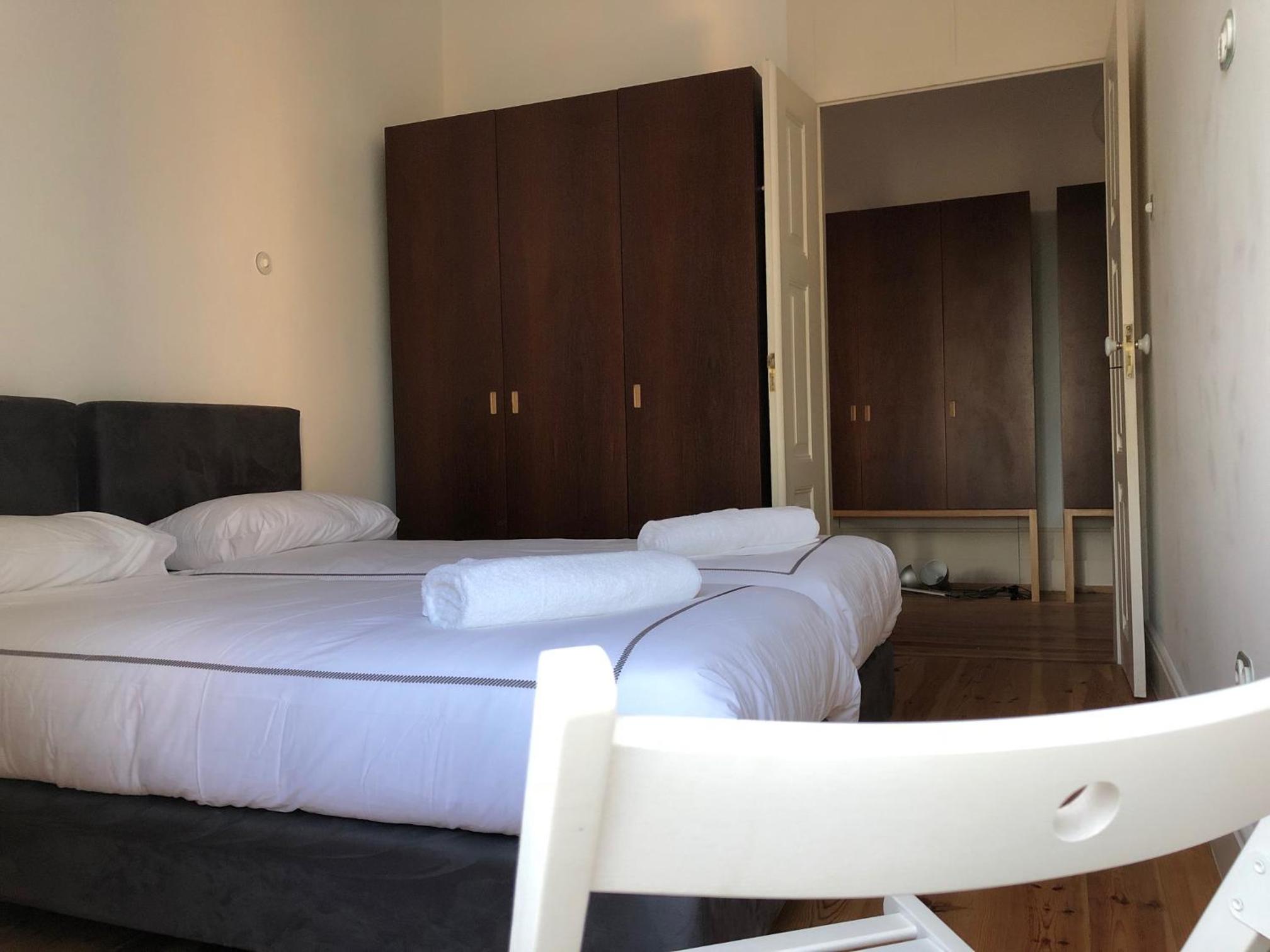 Apartment - Photo 4