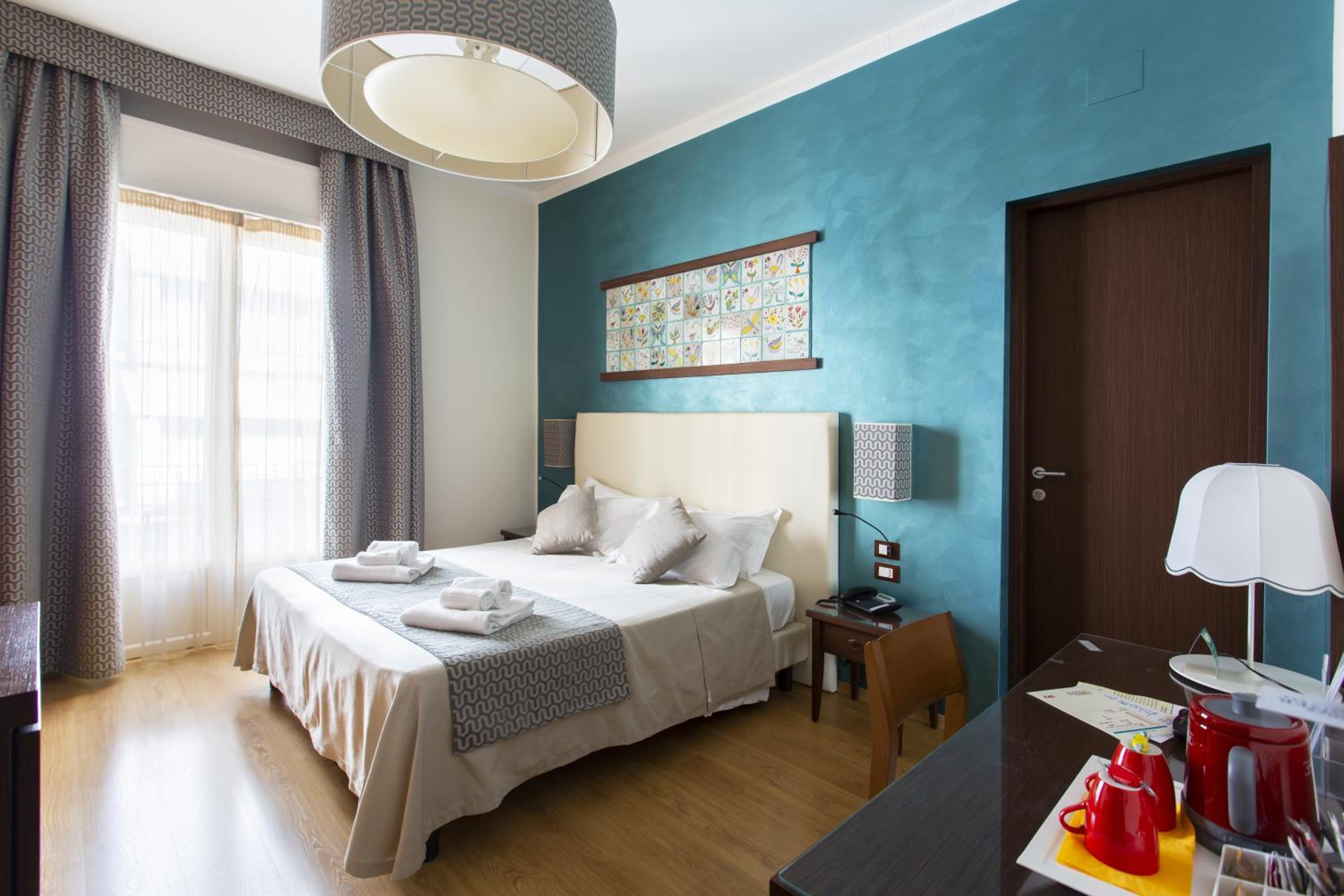 Superior Double or Twin Room photo 3