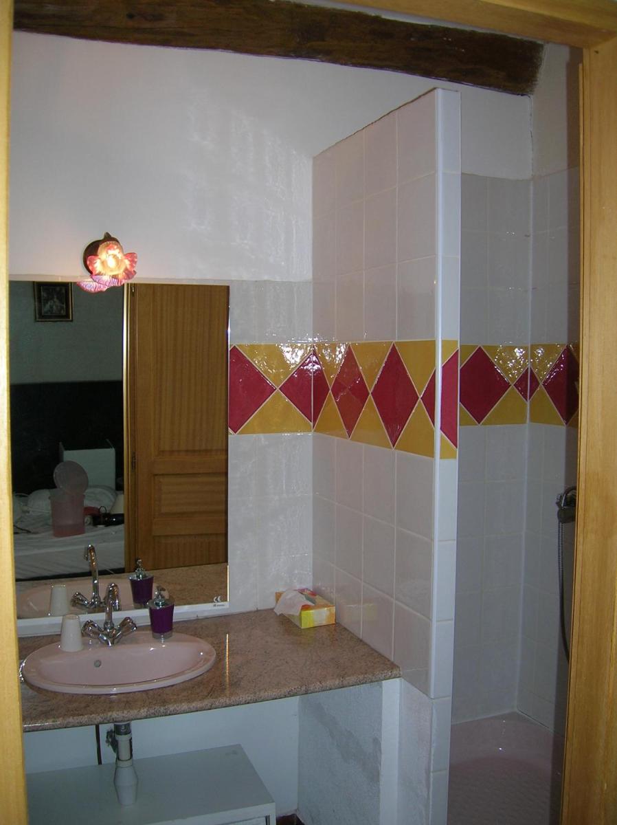 Suite (3-5 Adults) photo 2