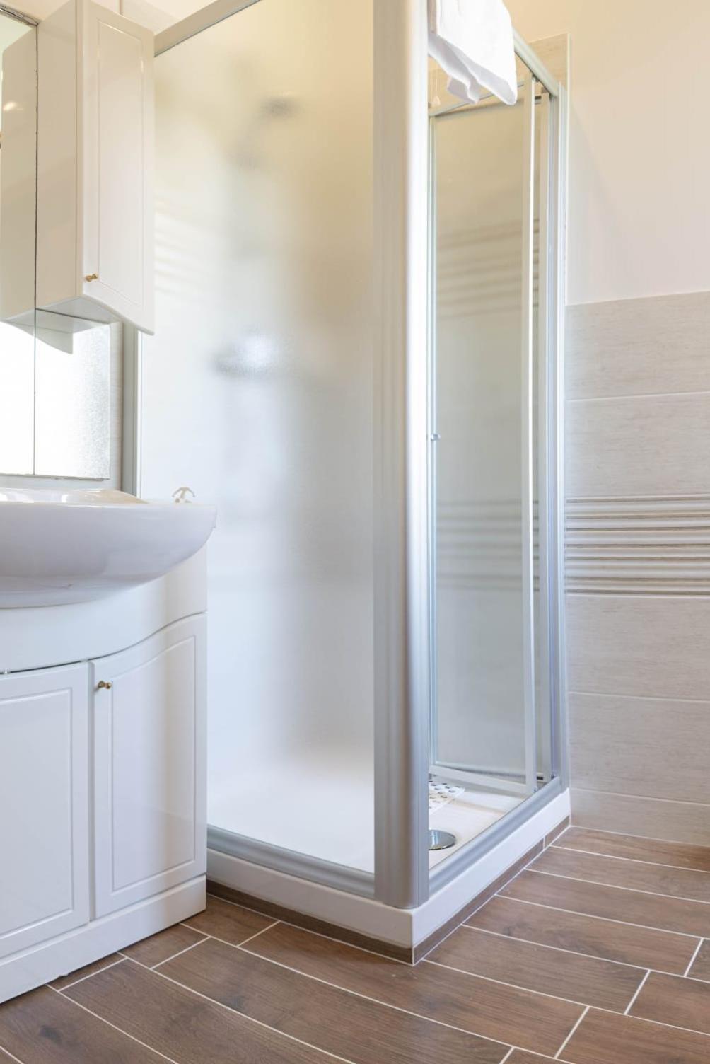 Standard Triple Room with Sea View photo 3