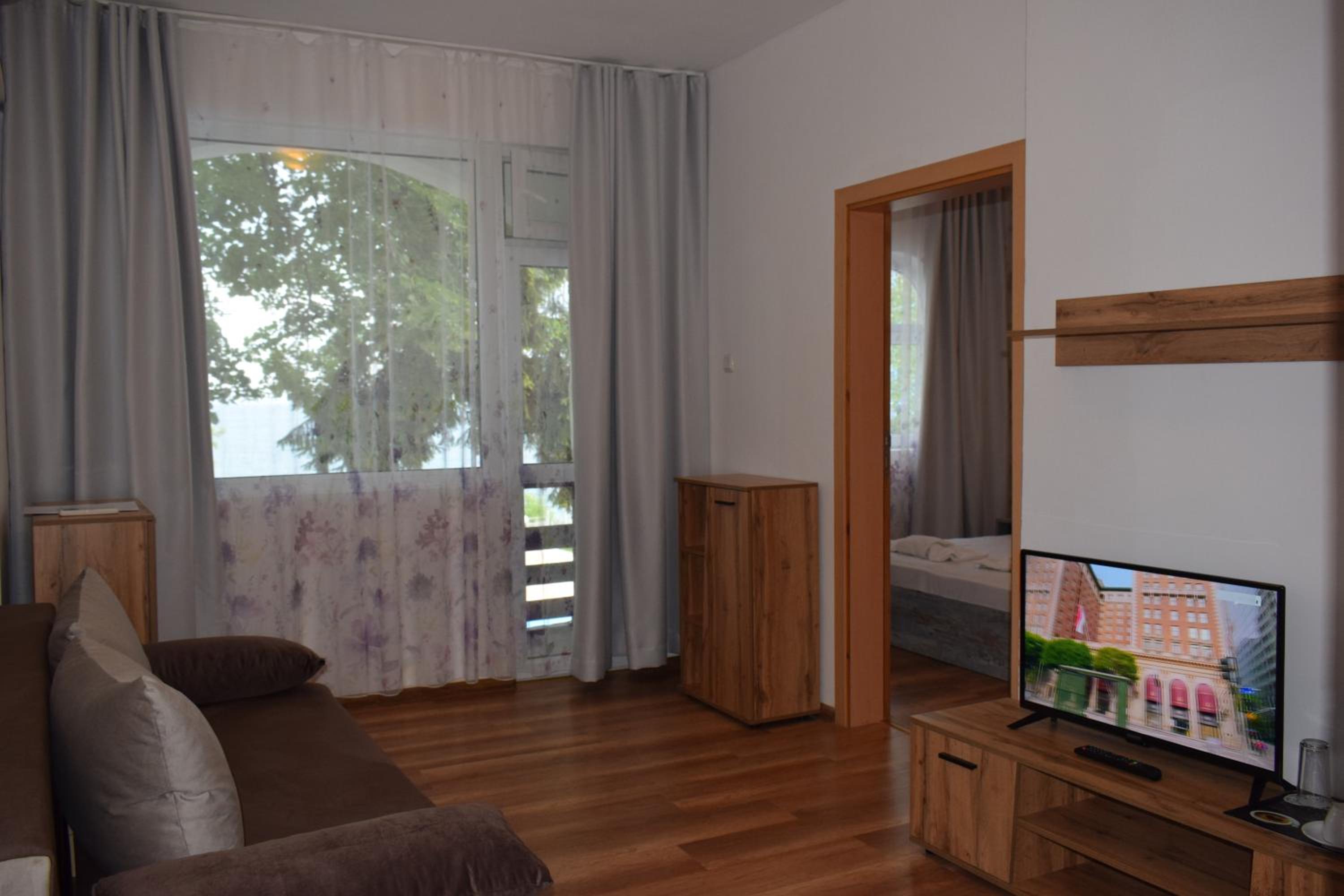 Family Room with Balcony and Sea View photo 2