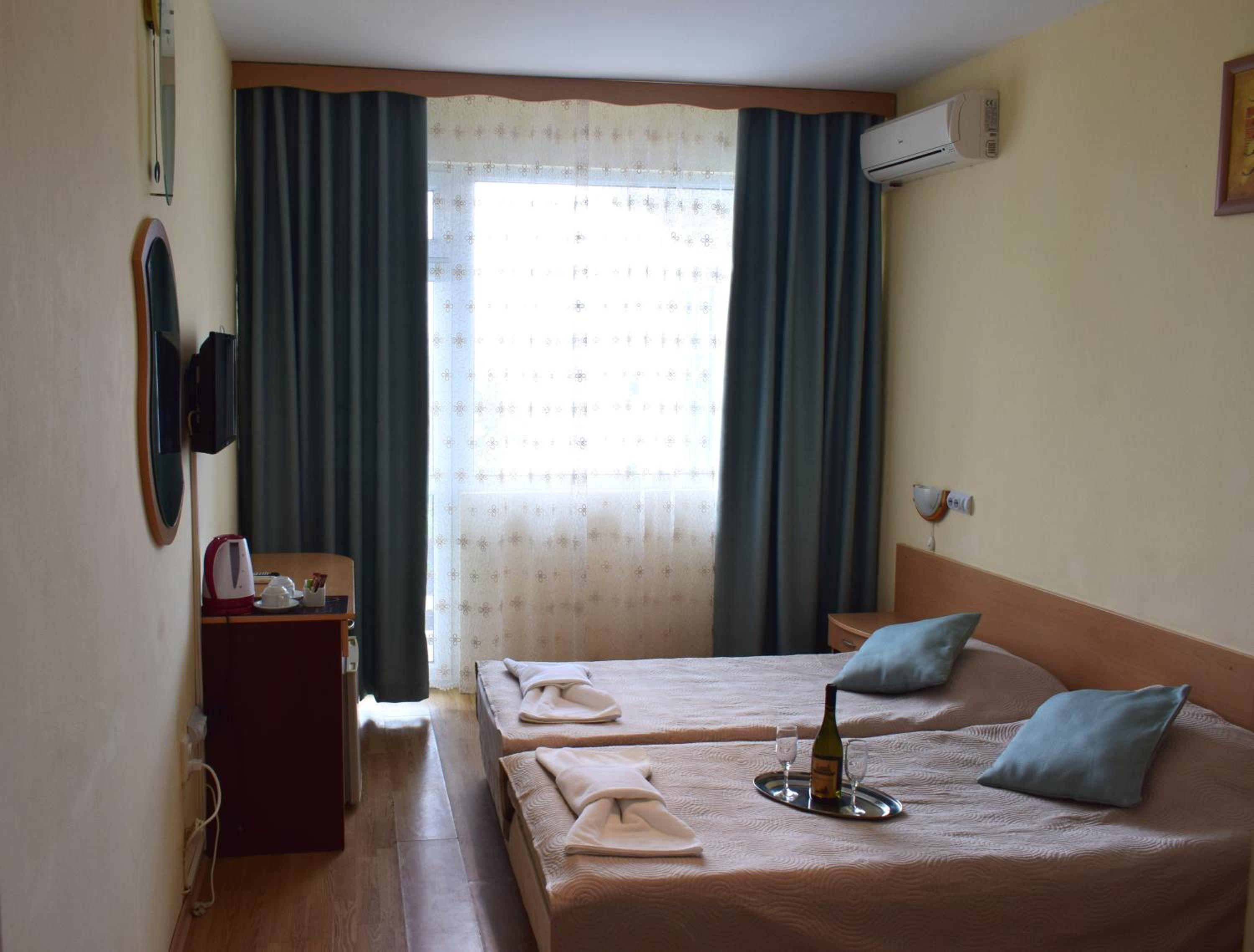 Double Room with Balcony photo 1