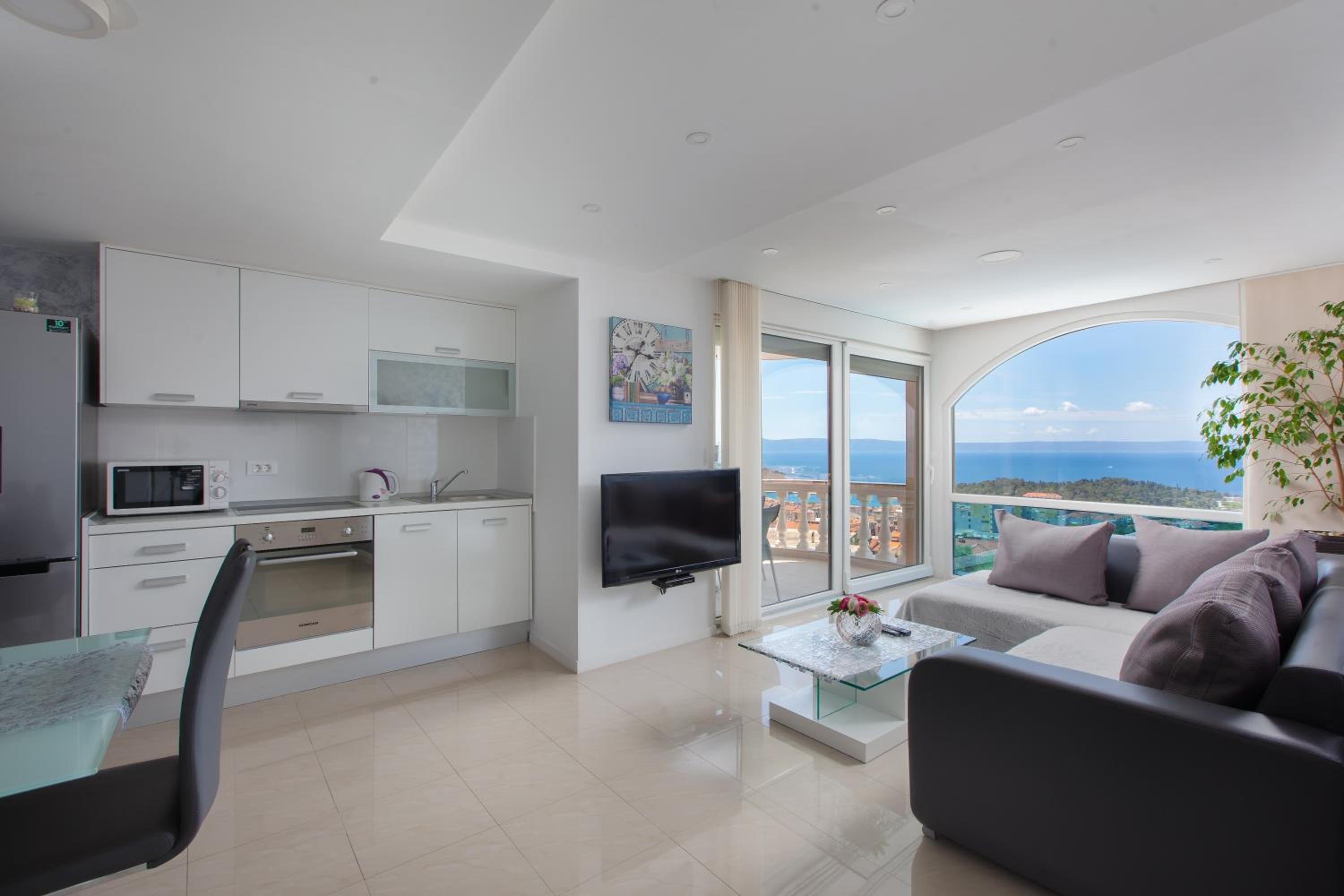 Apartment with Balcony