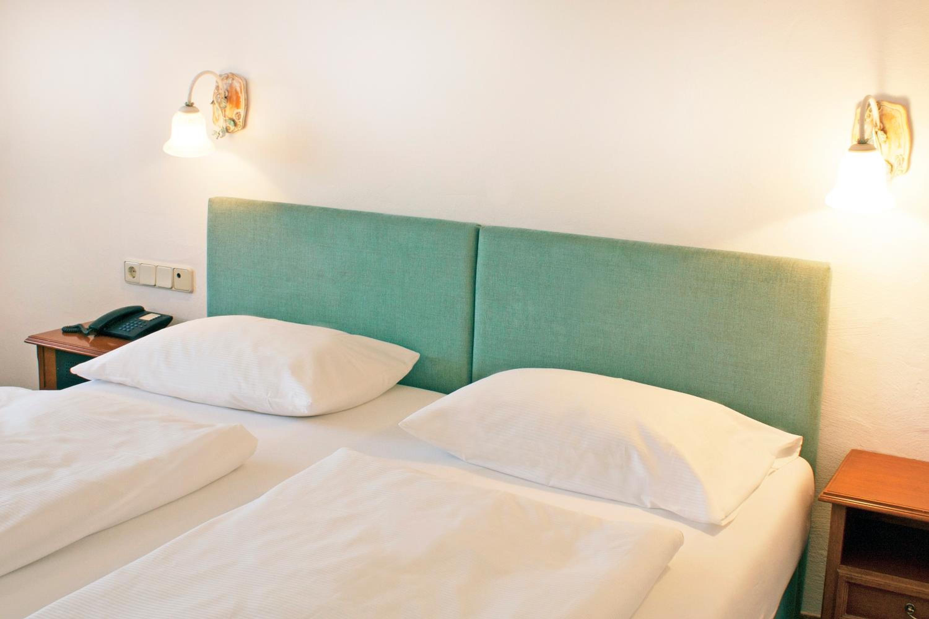 Standard  Double Room - Photo 1