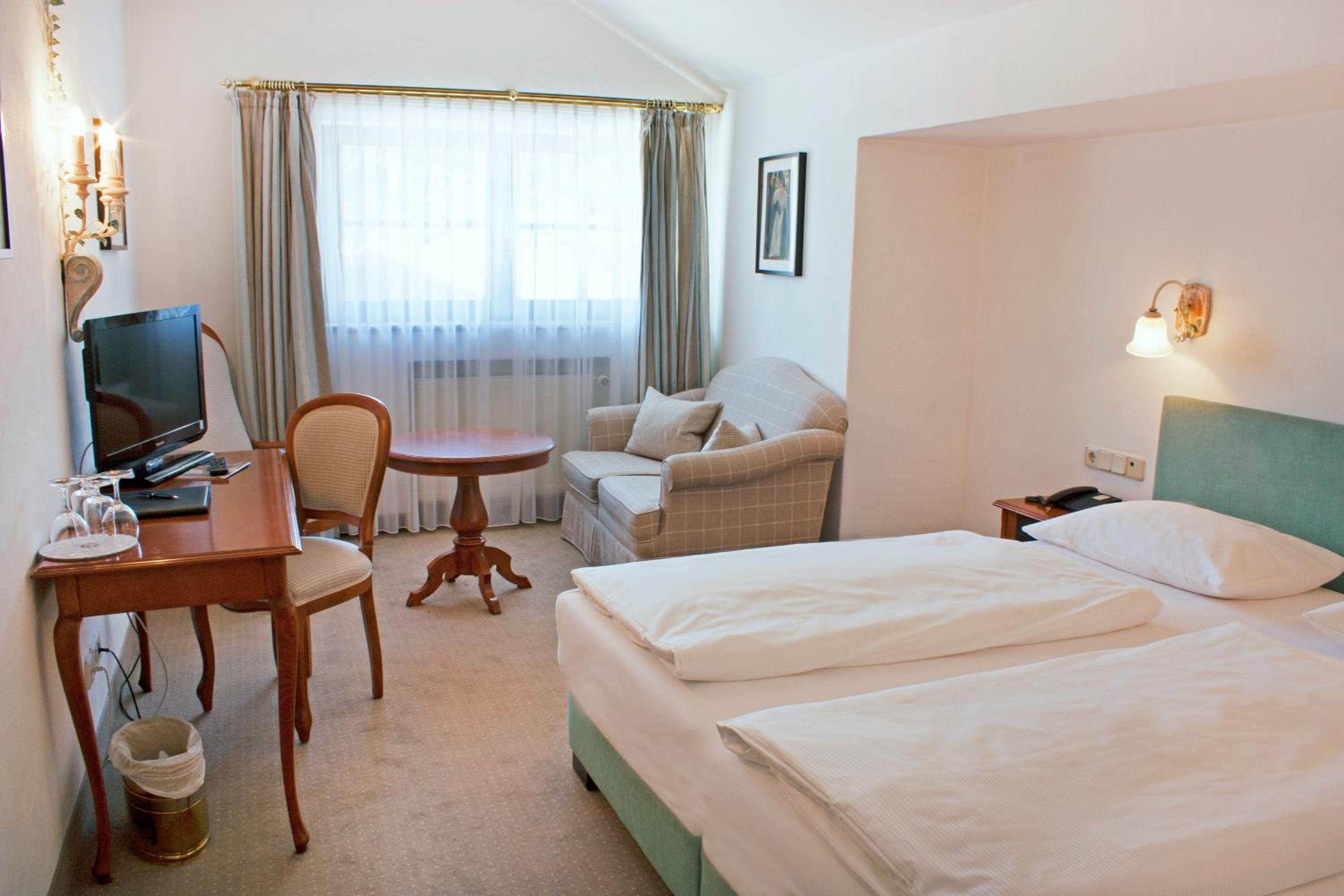 Standard  Double Room - Photo 8