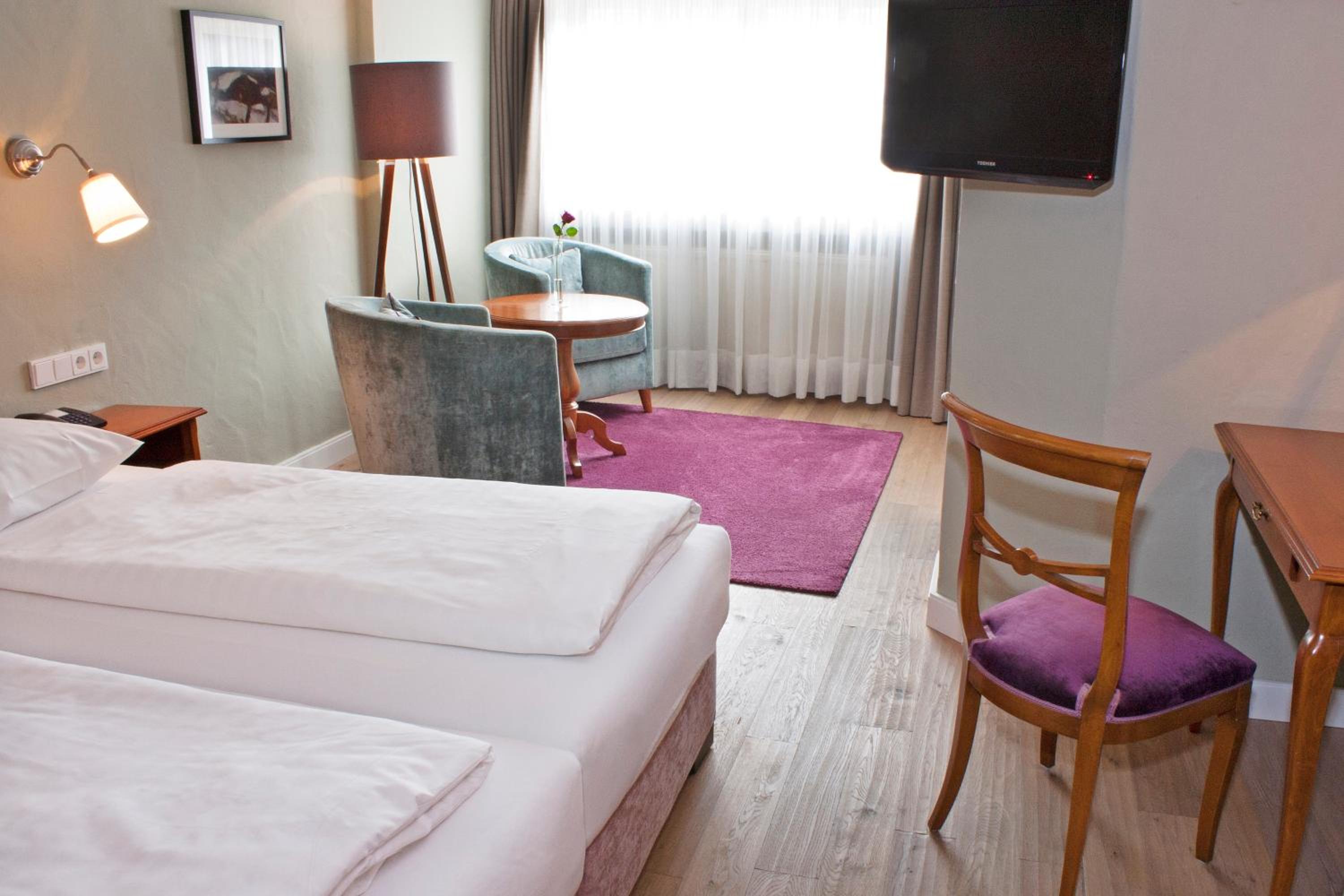 Standard  Double Room - Photo 5