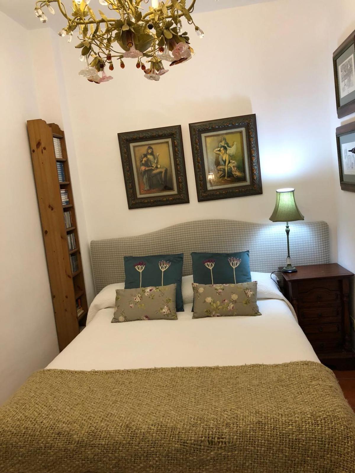 Two-Bedroom Apartment - Photo 1