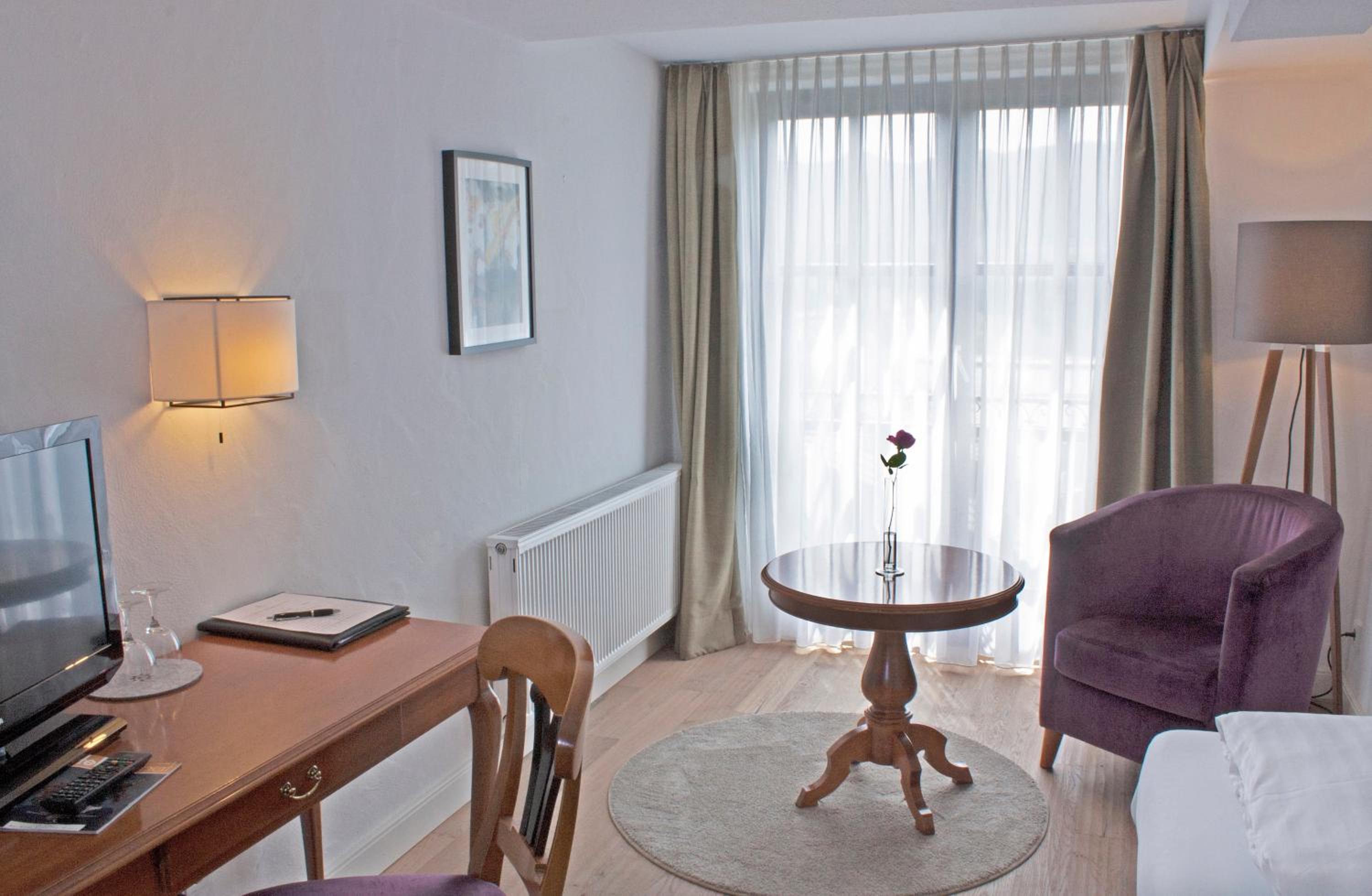 Double Room with Queensize 5.2 ft (mainly Annex) - Photo 11