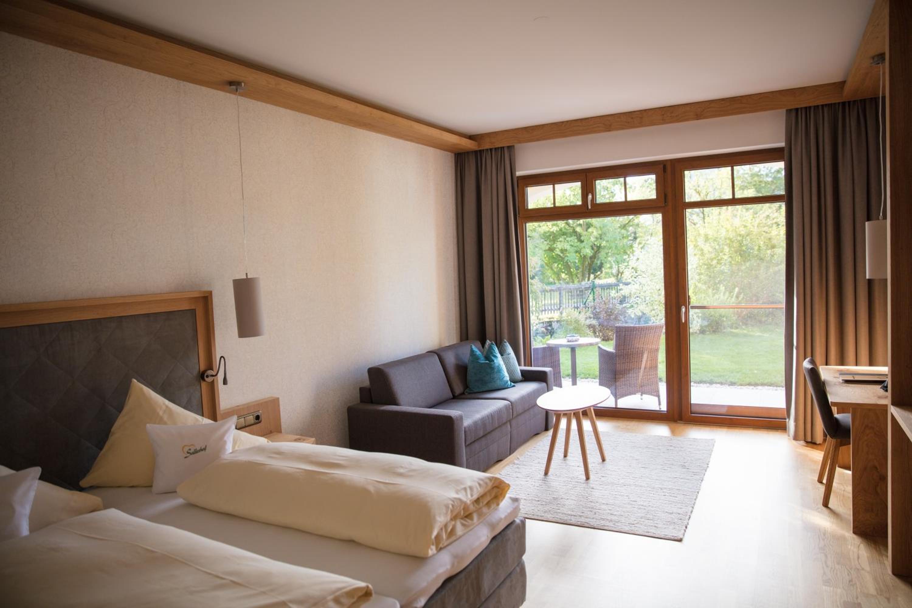 Garden Suite double room with A/C - Photo 10