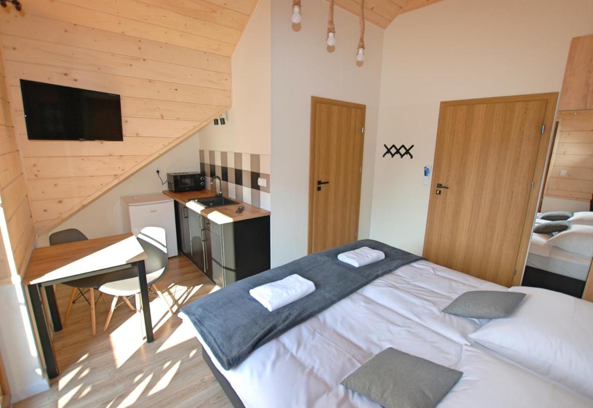 Studio with Balcony - Photo 1