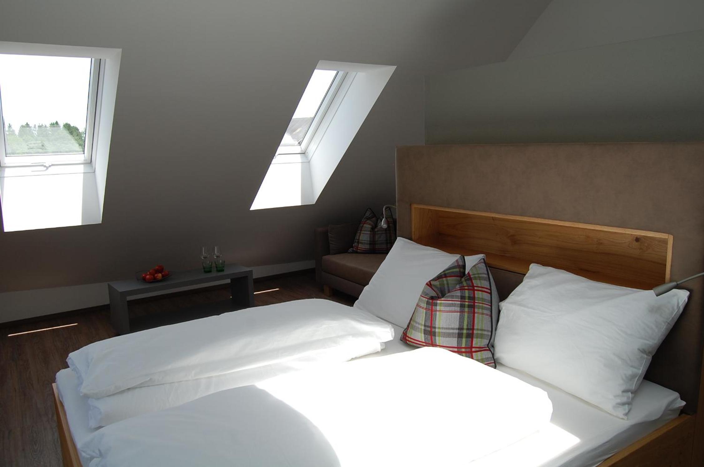 Double Room with Garden View - Photo 4