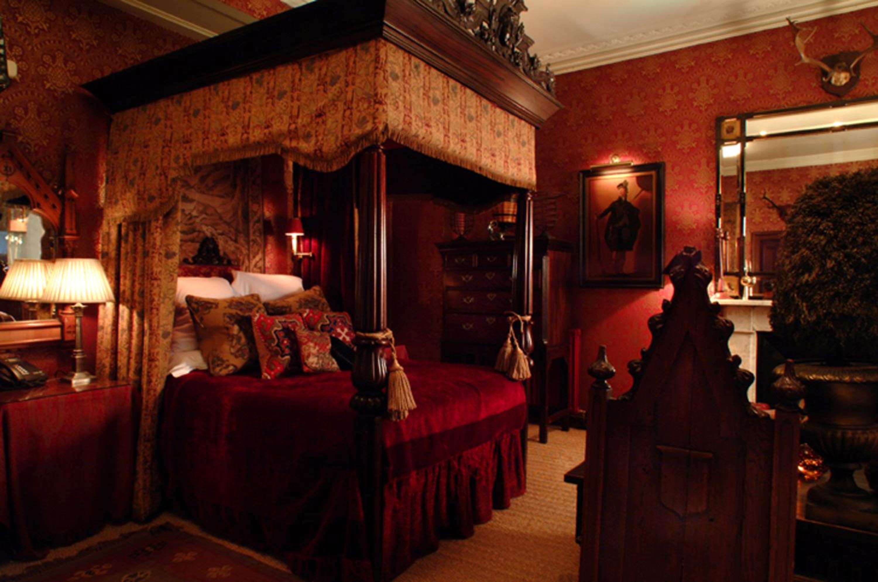 Deluxe Suite - Inner Sanctum
