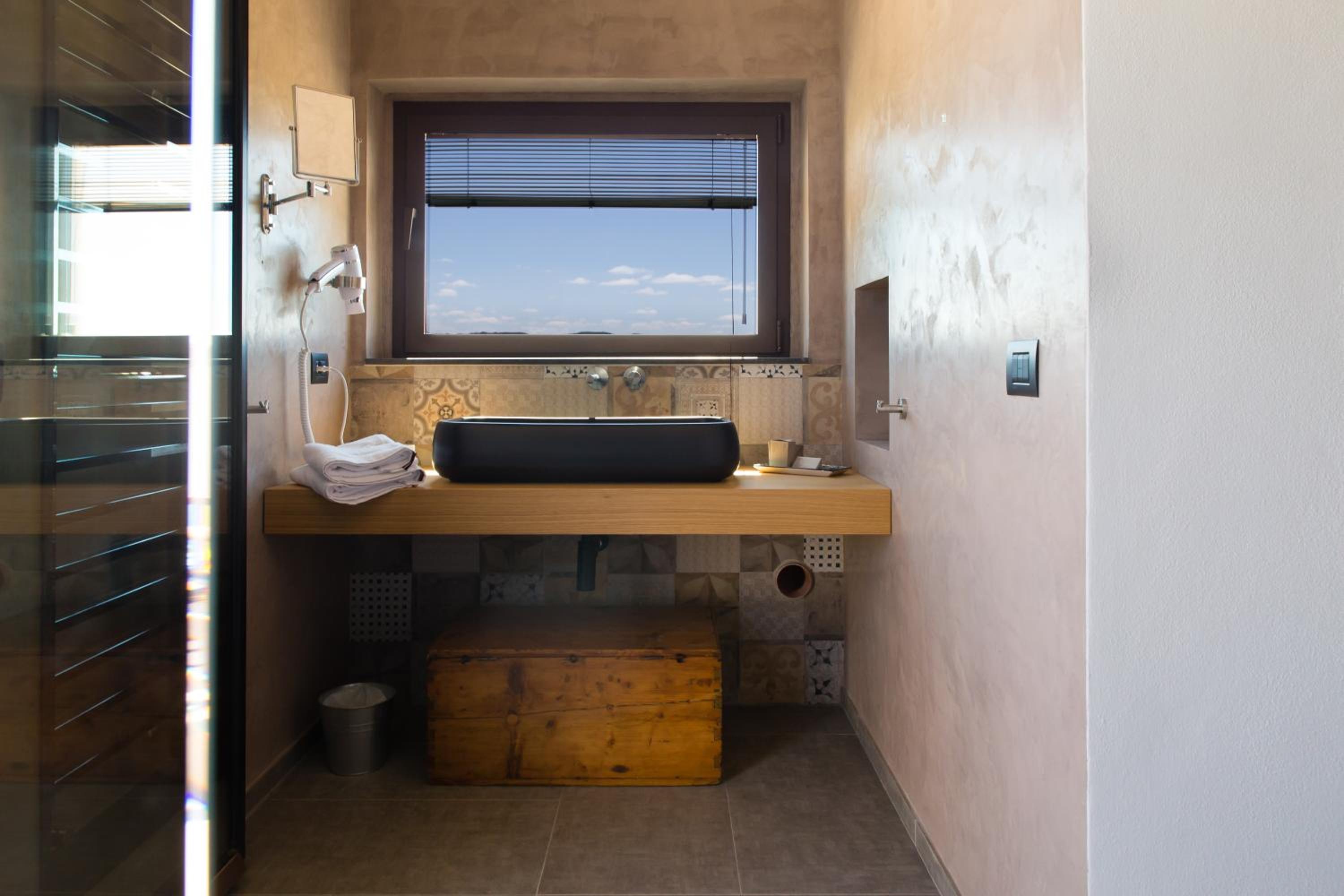 Suite with Terrace - Photo 20