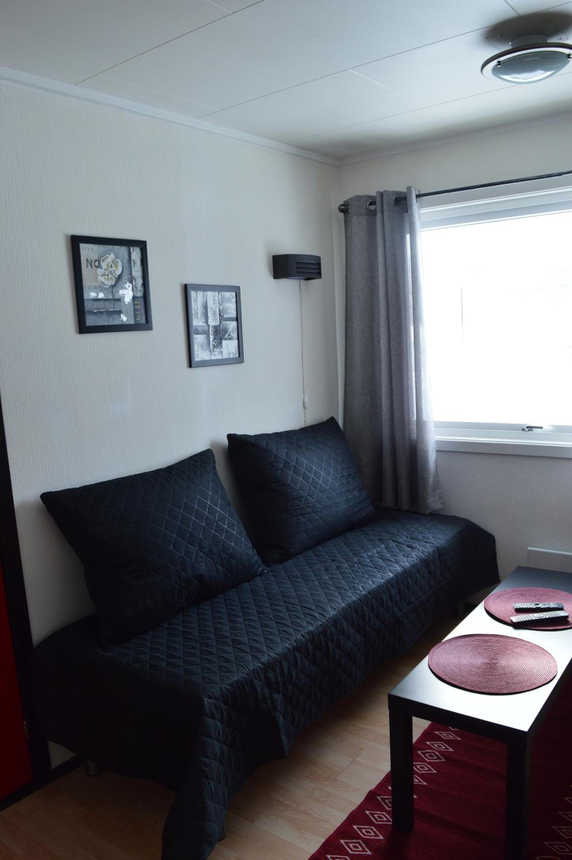 Twin Room with Bathroom photo 1
