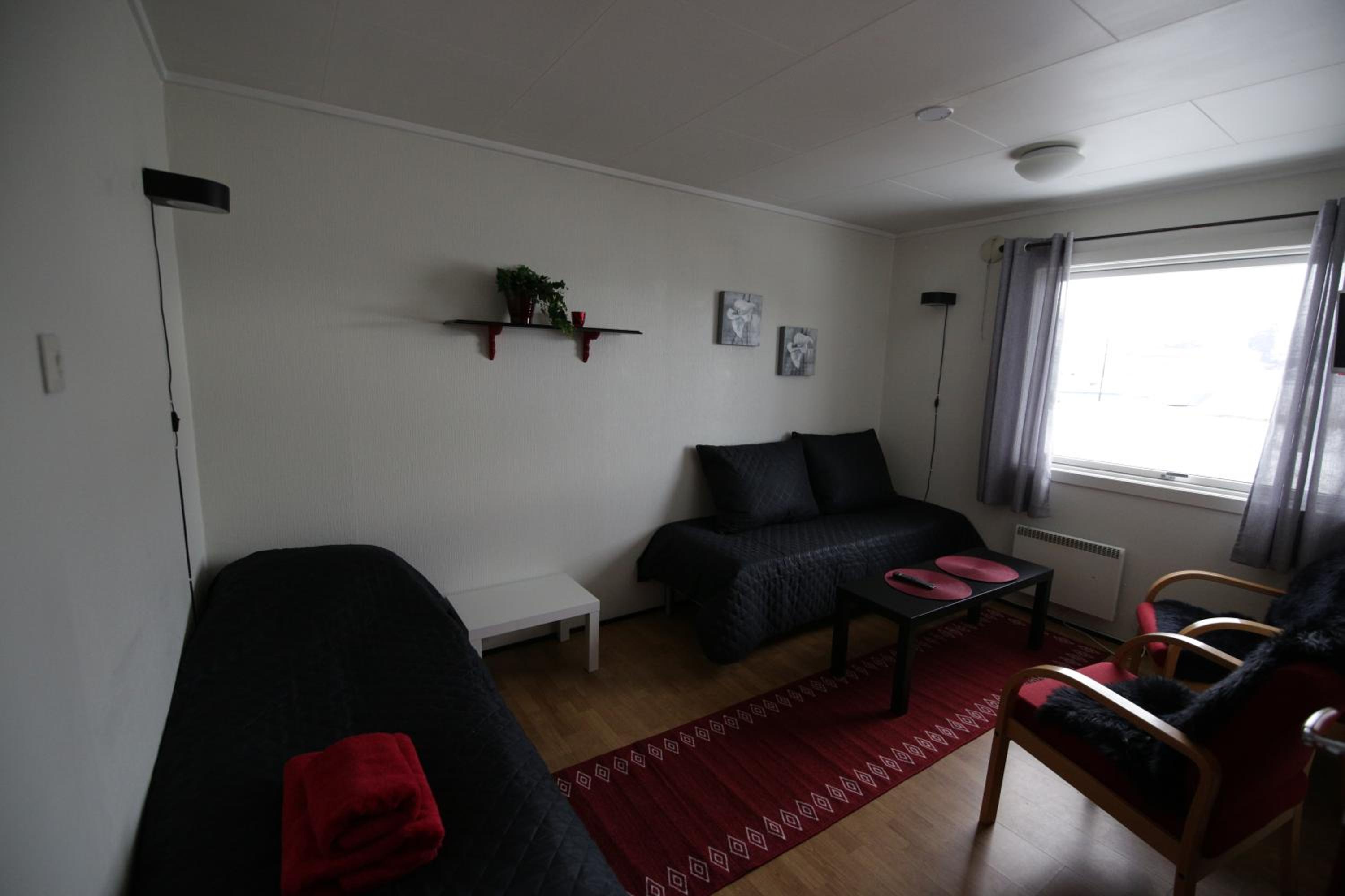 Twin Room with Shower - Photo 1