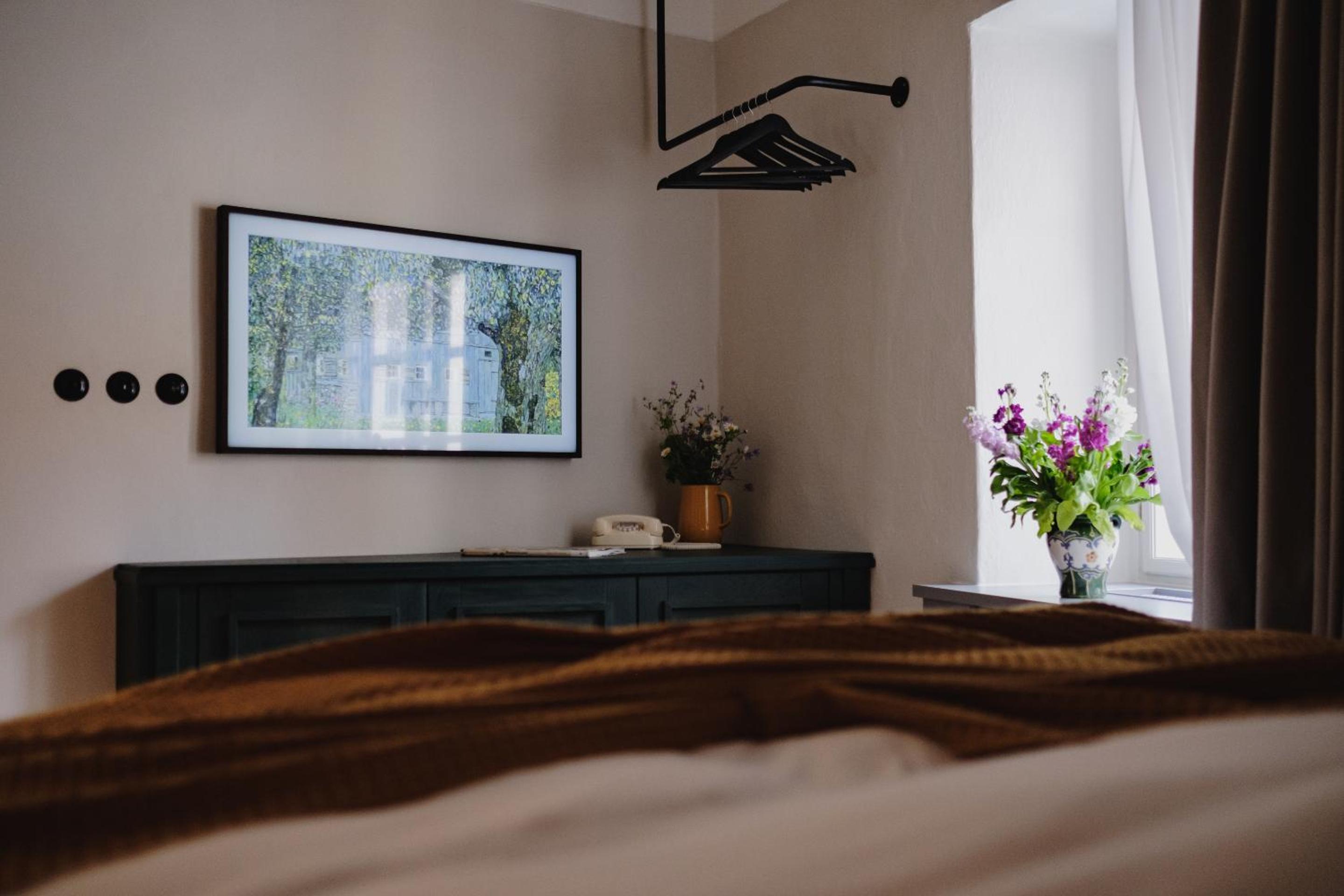 Double Room - Photo 8