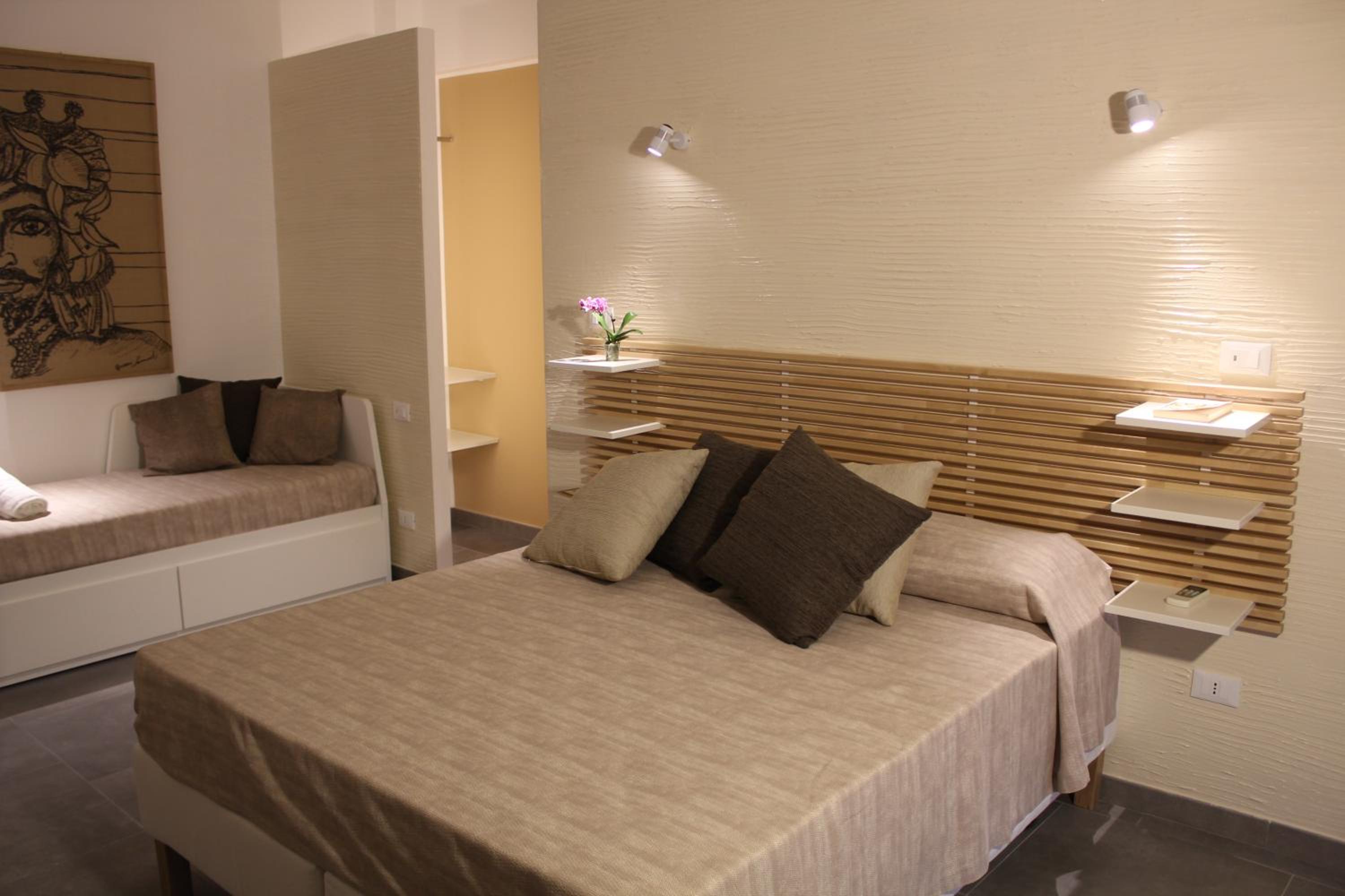 Triple Room with Terrace photo 2