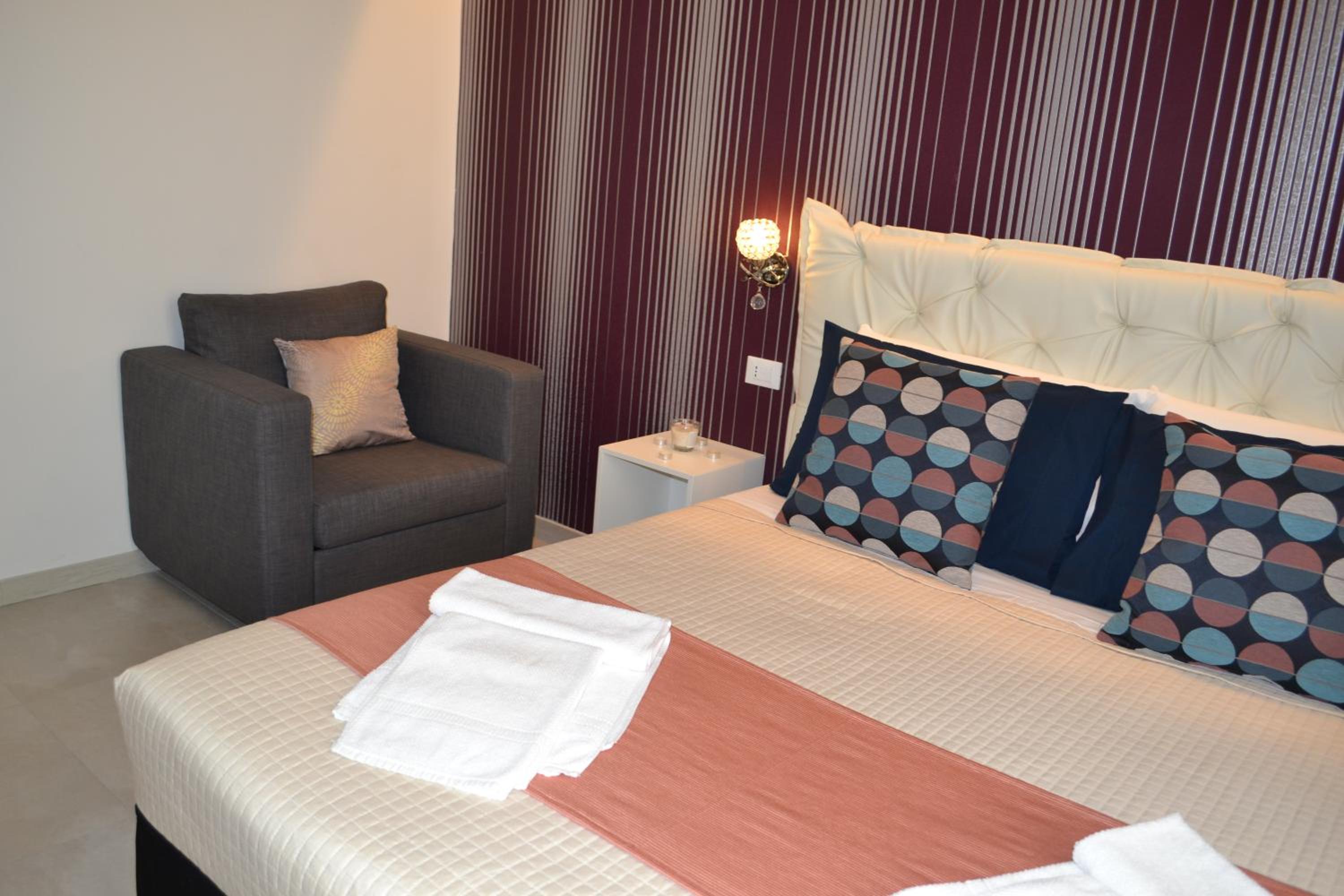Double Room - Photo 1