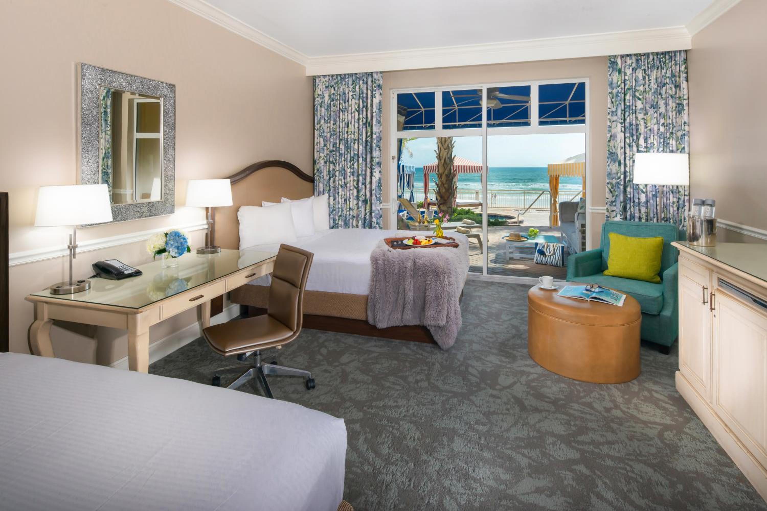 Oceanfront Double Cabana Guestroom - Photo 1