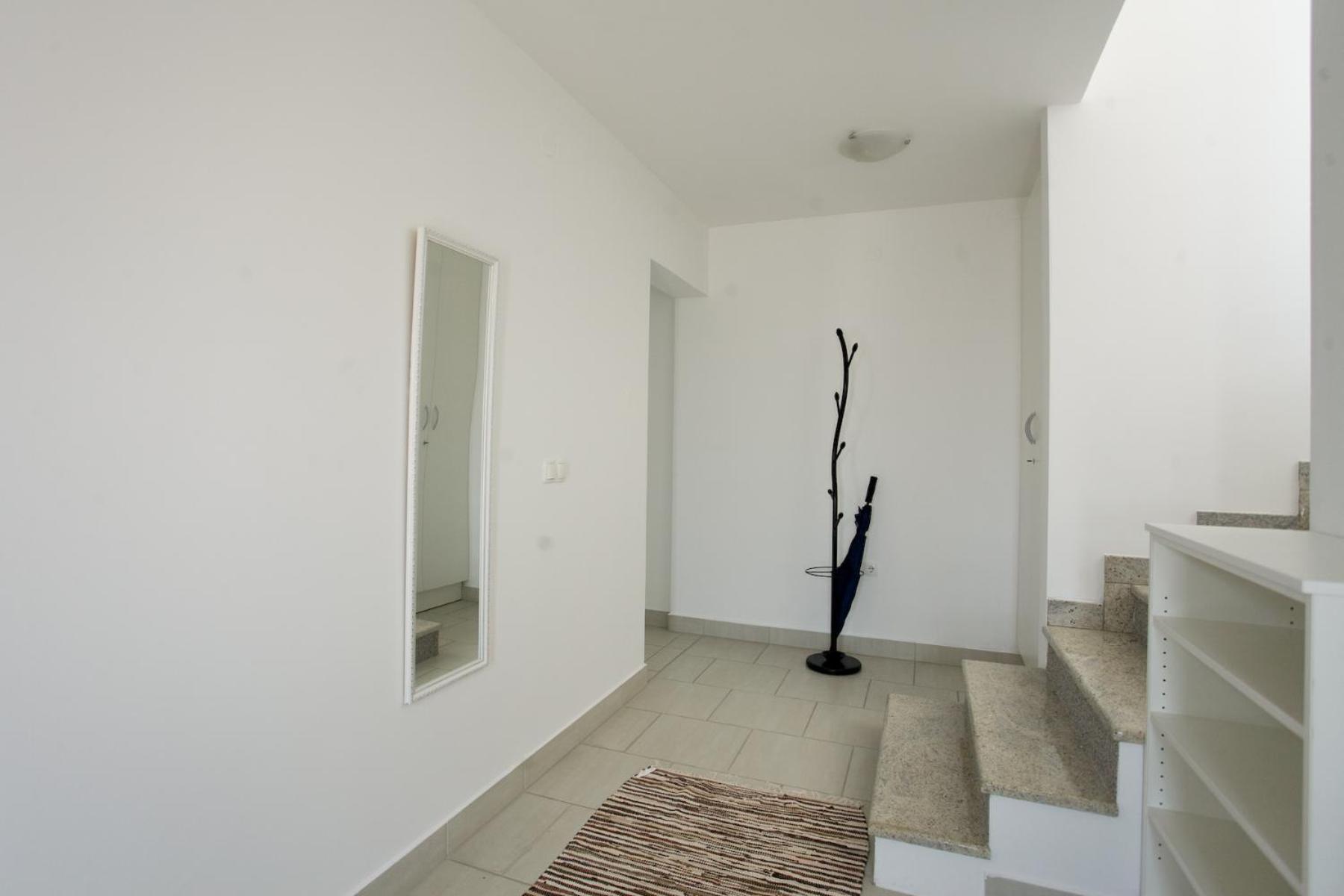Apartment - Ground Floor photo 3