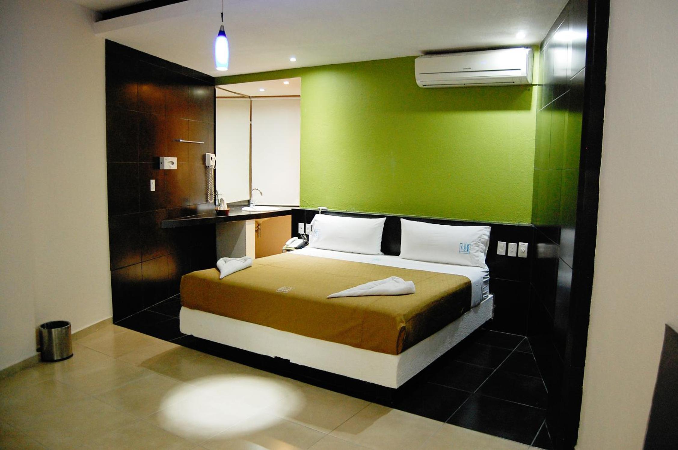 Standard King Room