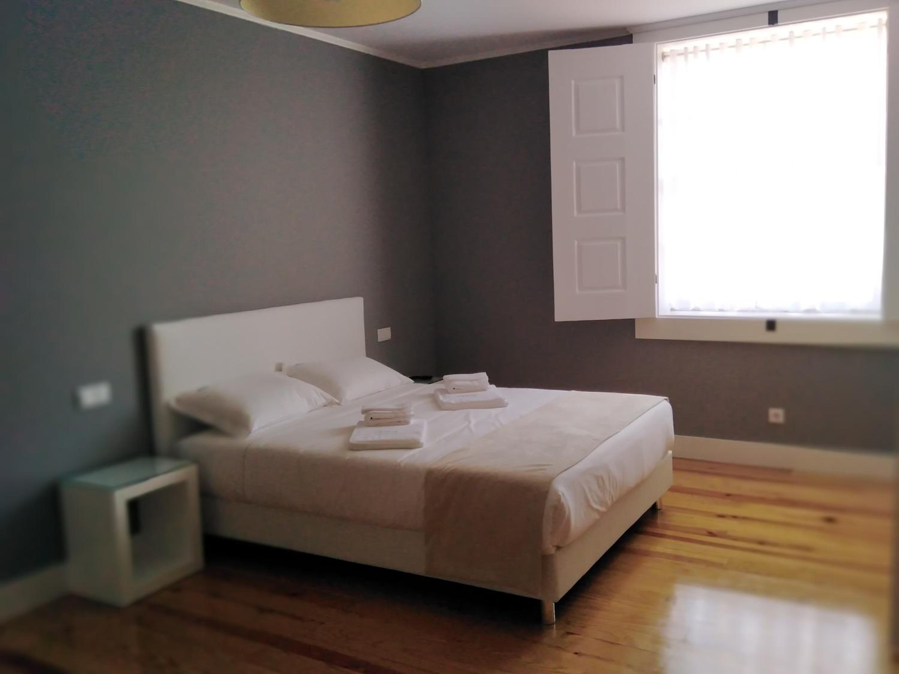 Double Room - Photo 4