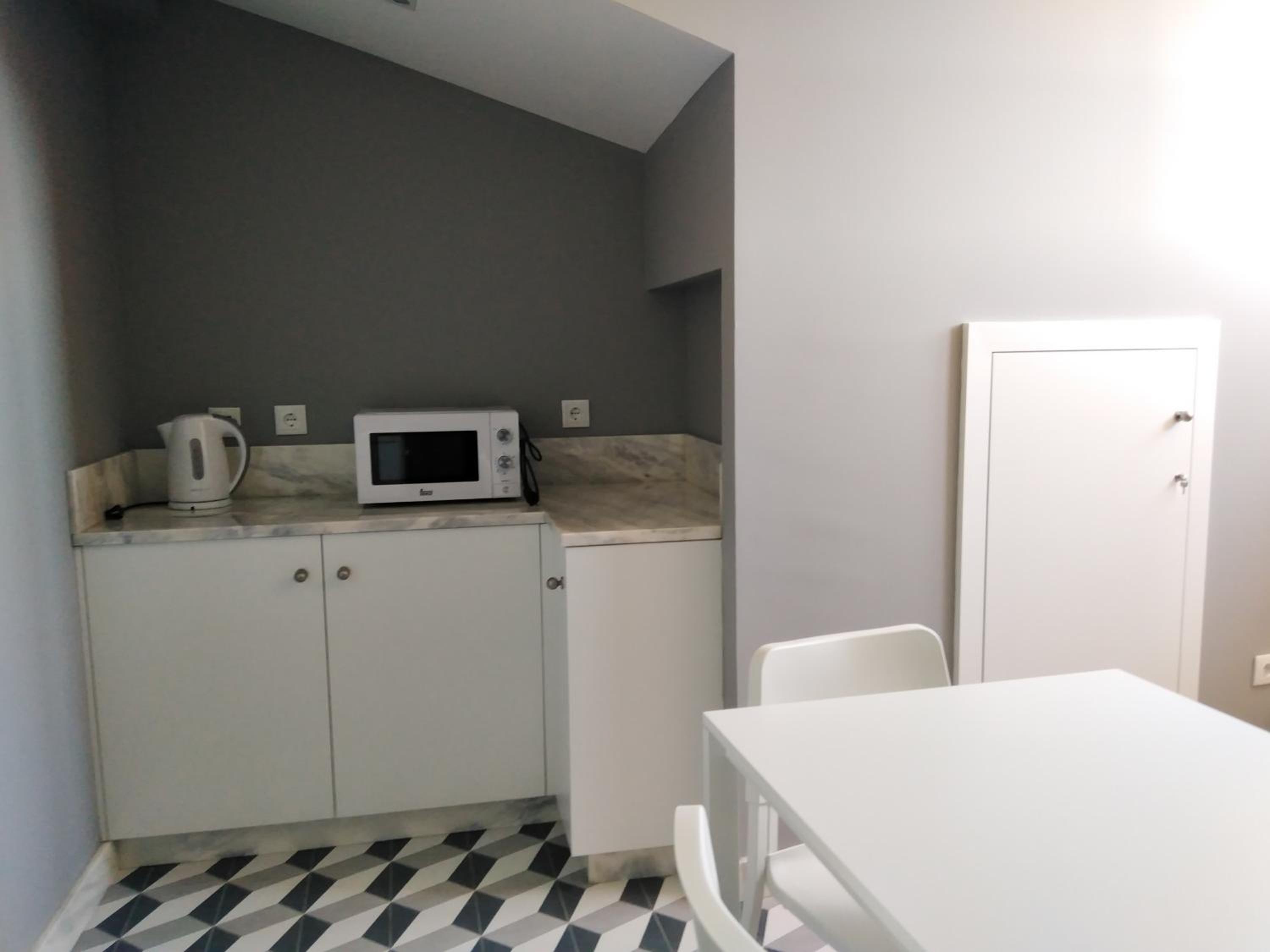 Double Room - Photo 7