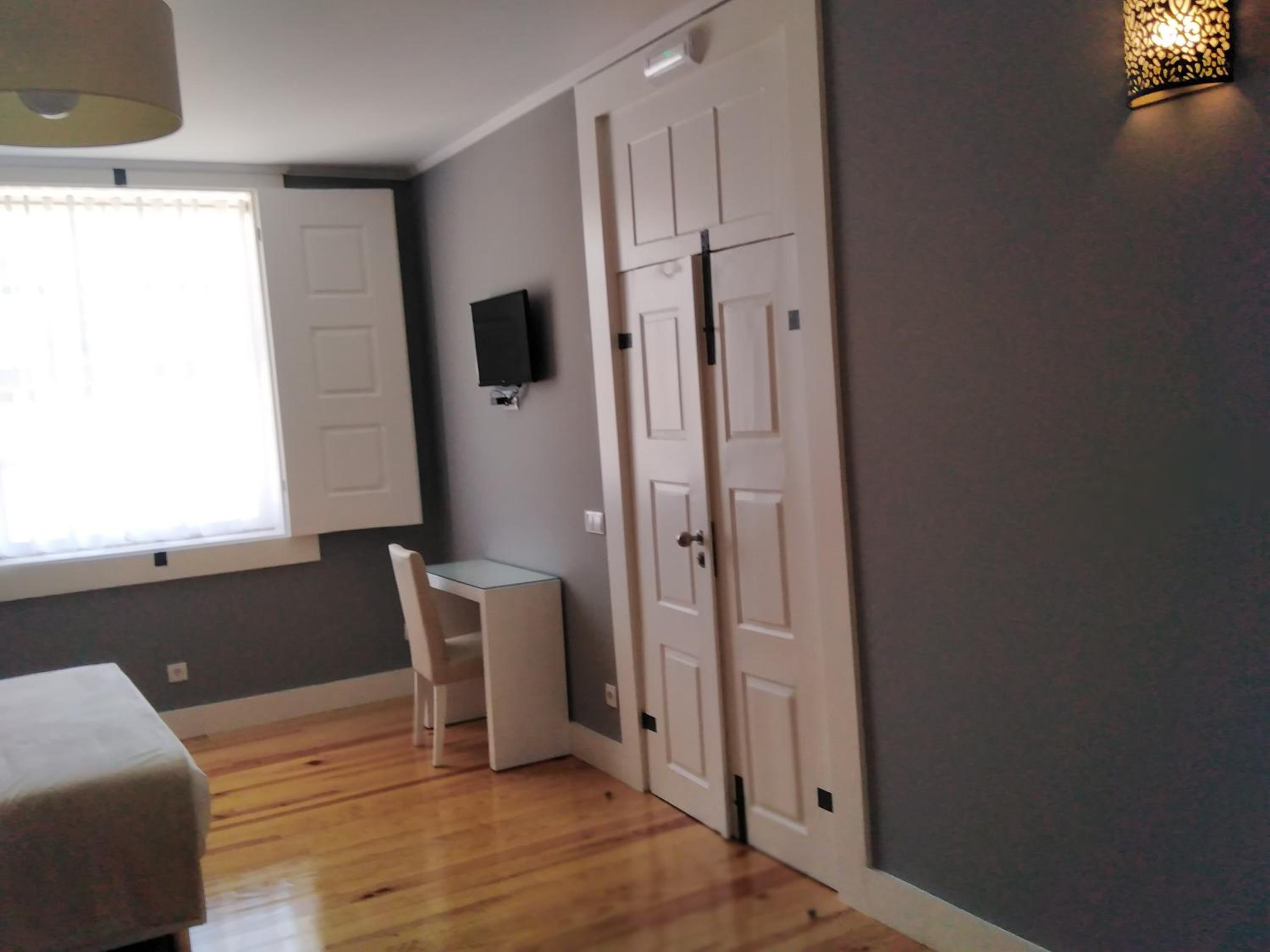 Double Room - Photo 3