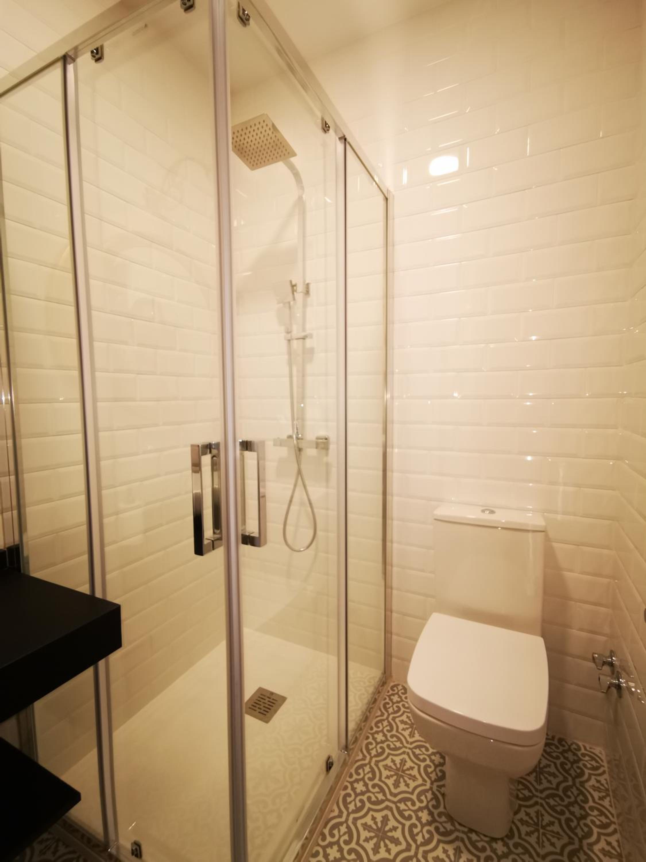 Deluxe Suite - Photo 27