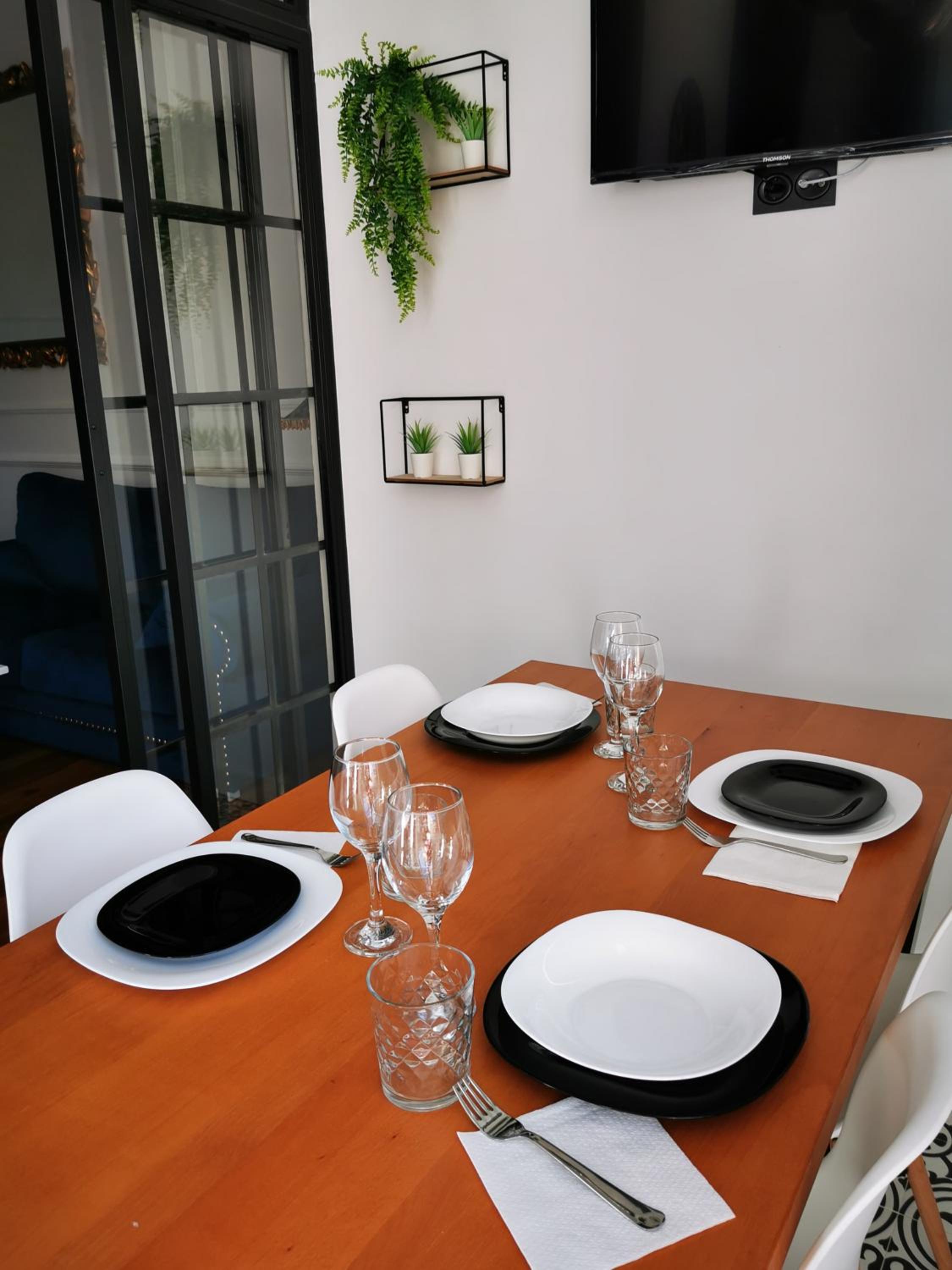 Deluxe Suite - Photo 26