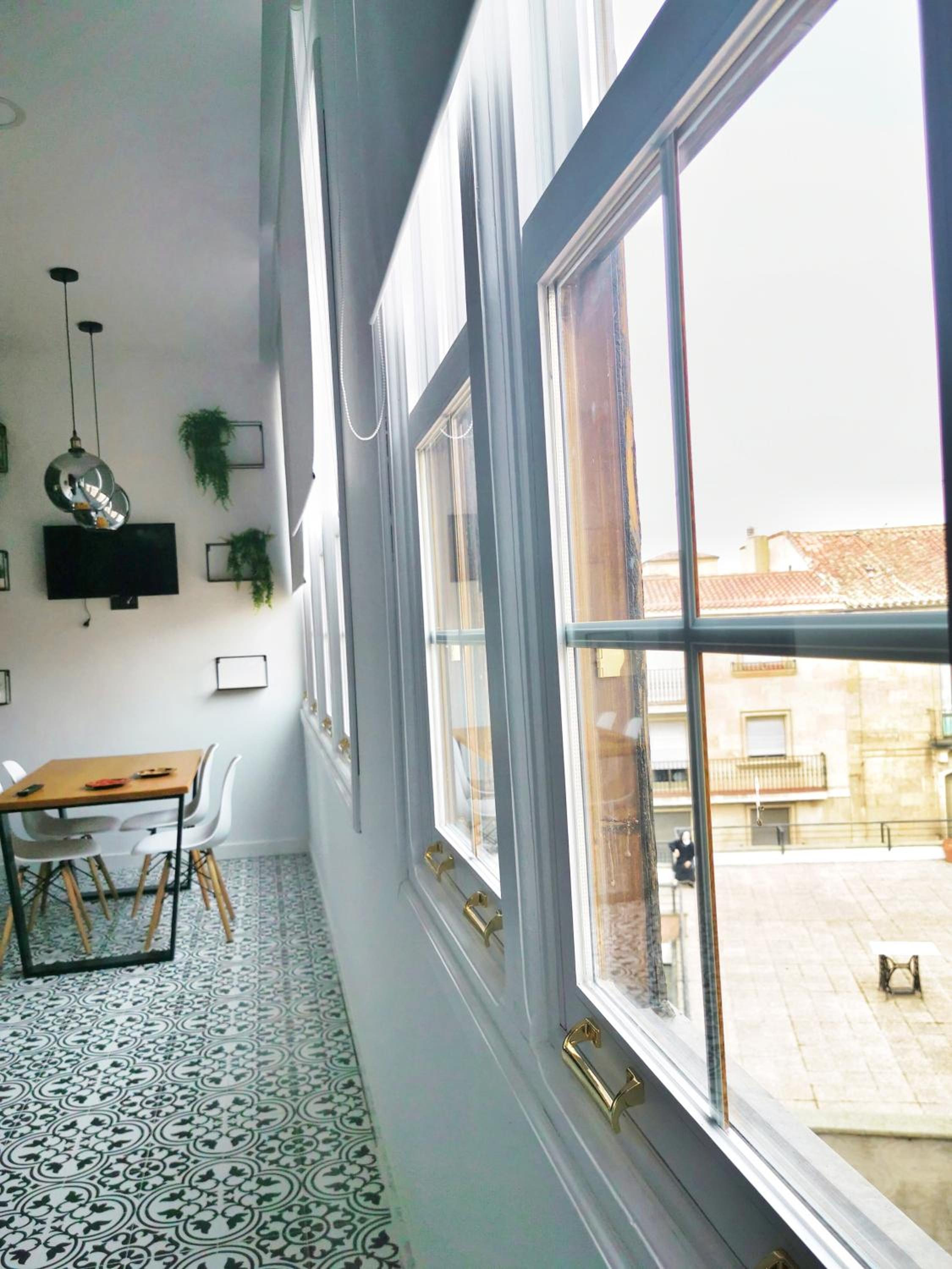 Deluxe Suite - Photo 10