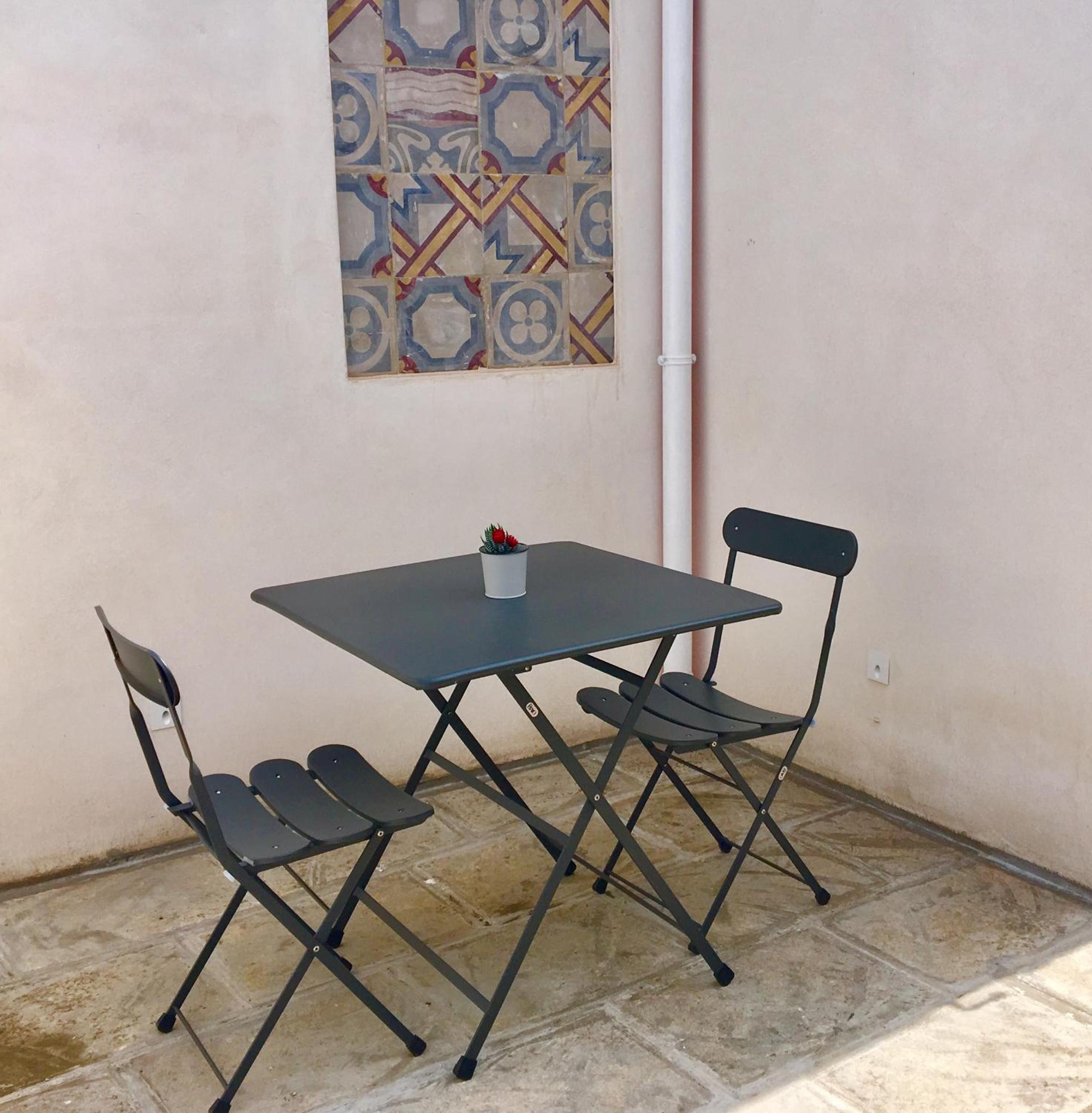 Apartment with Terrace - Photo 13