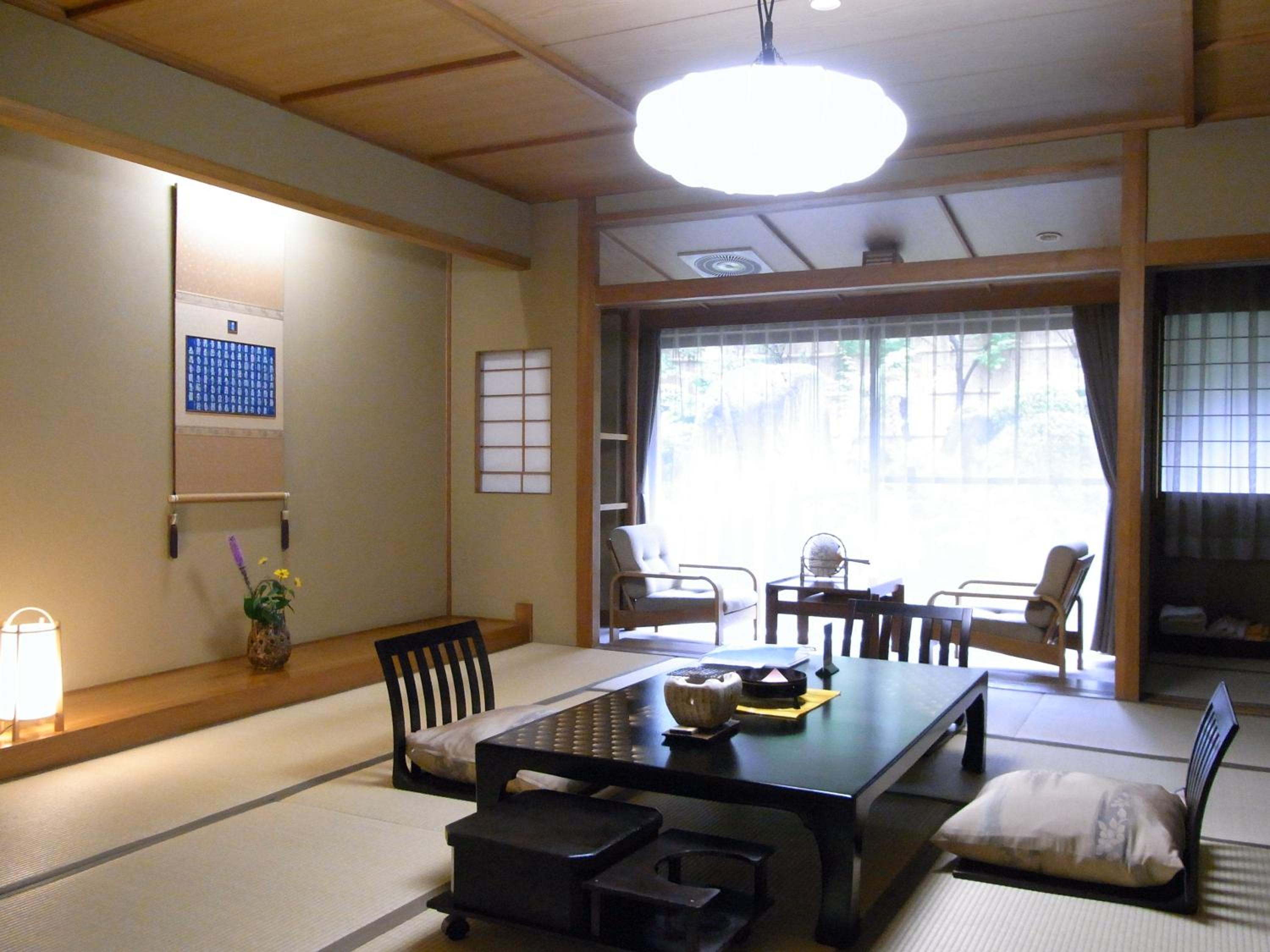 Japanese-Style Room  (10 tatami) - West Building photo 2