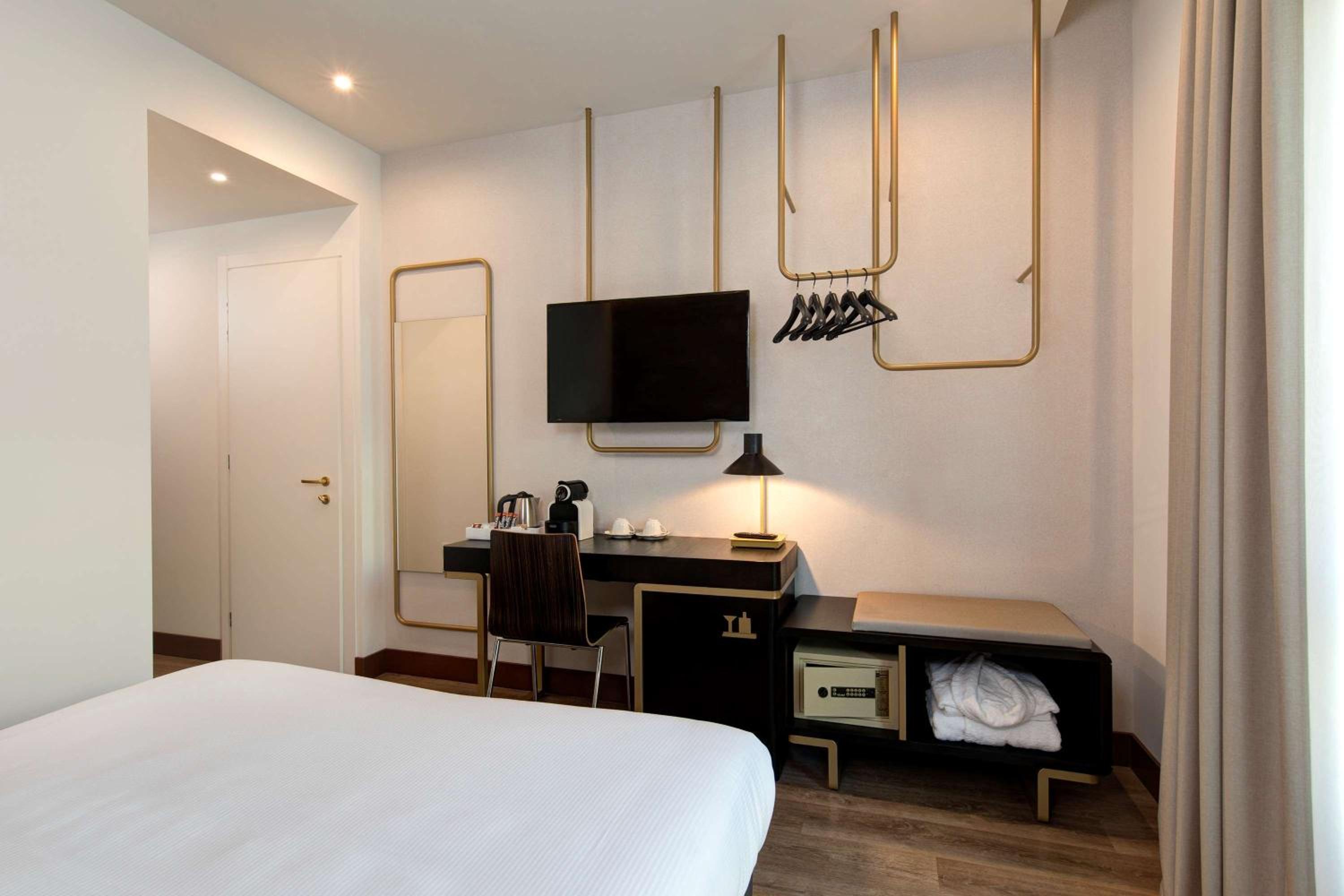 Superior Queen Room - Photo 2